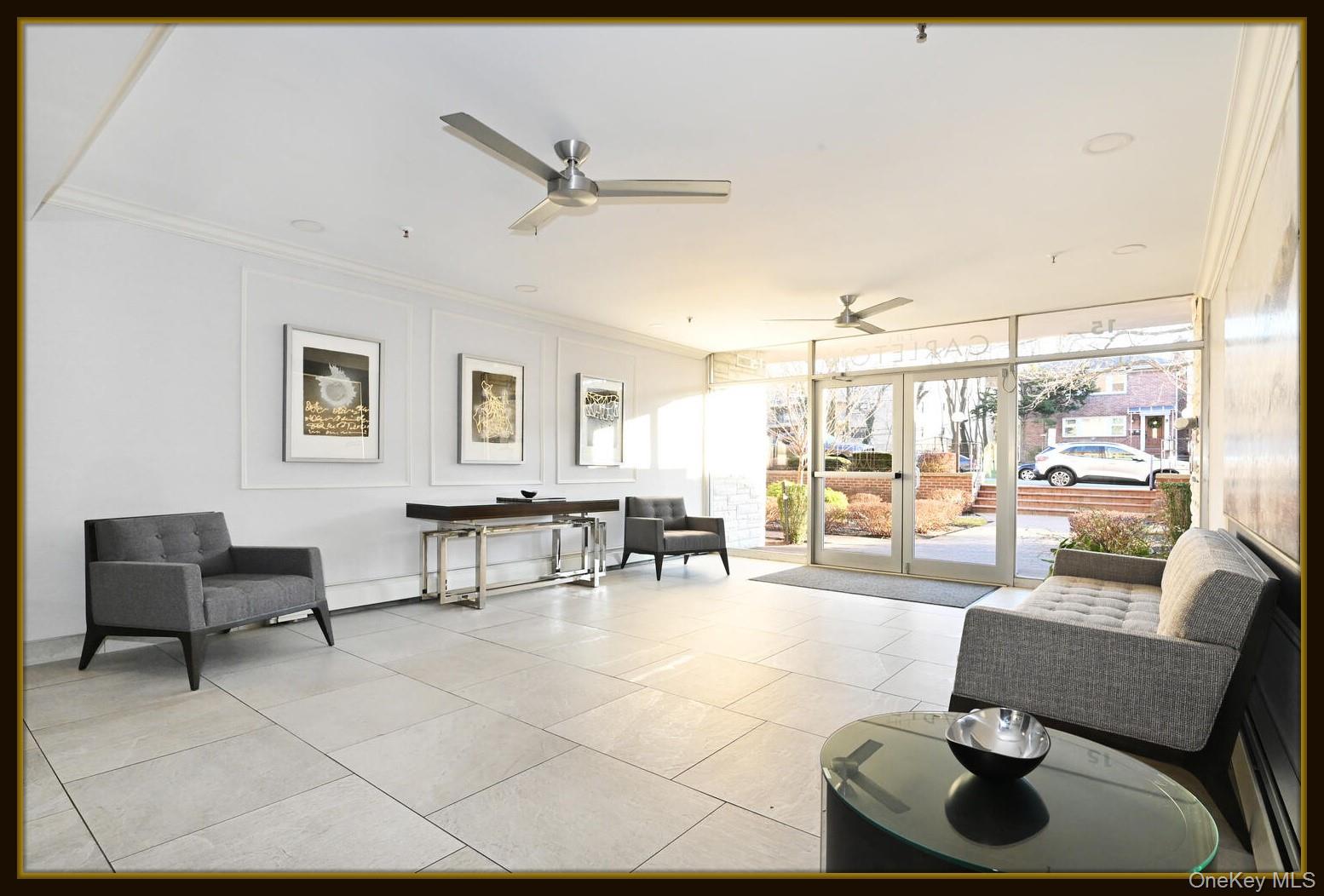 15 HILL PARK Avenue Unit: 1-L