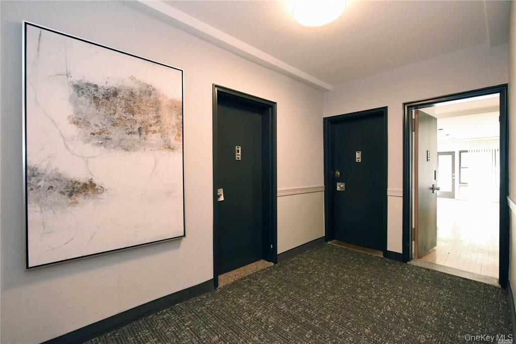 15 HILL PARK Avenue Unit: 1-L