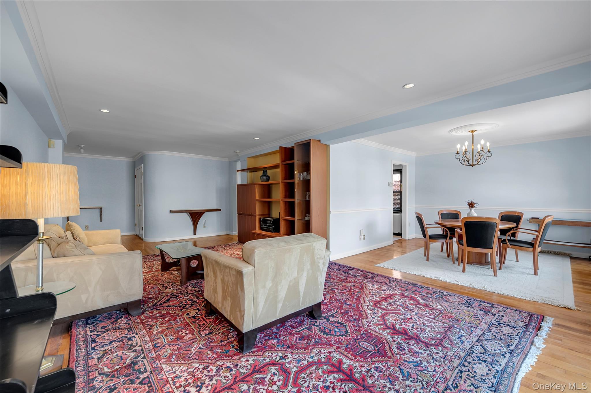 20 Canterbury Road Unit: 2C