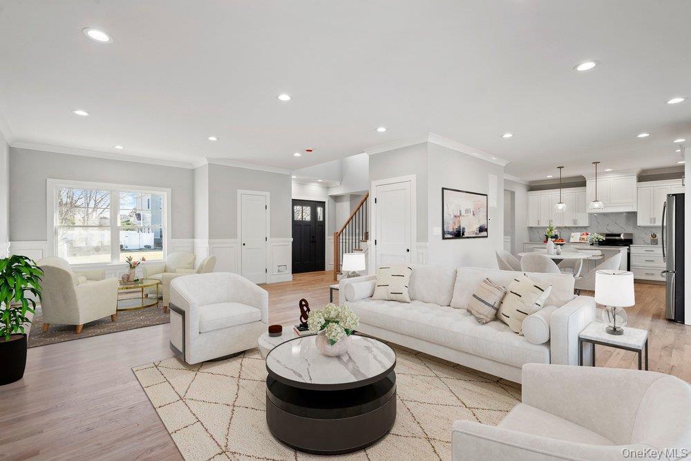 45 Bond Lane