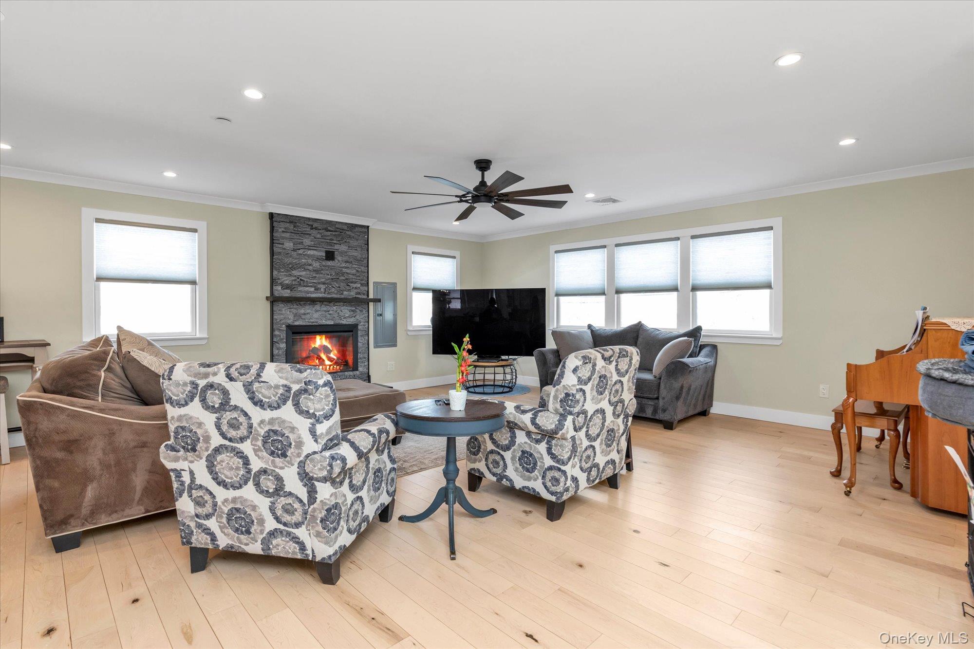 3894 Sands Lane