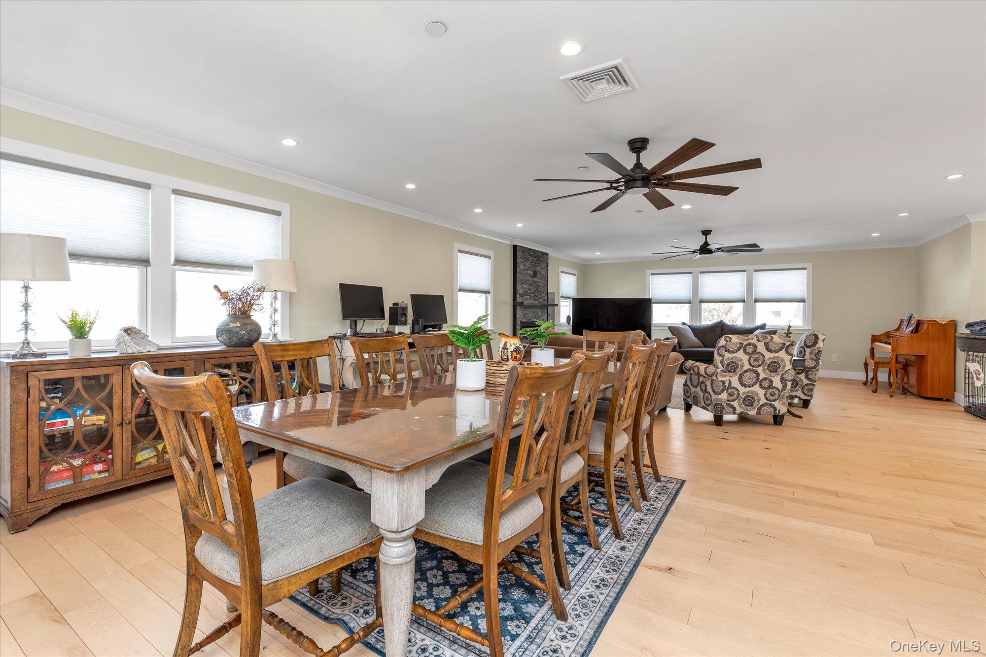 3894 Sands Lane