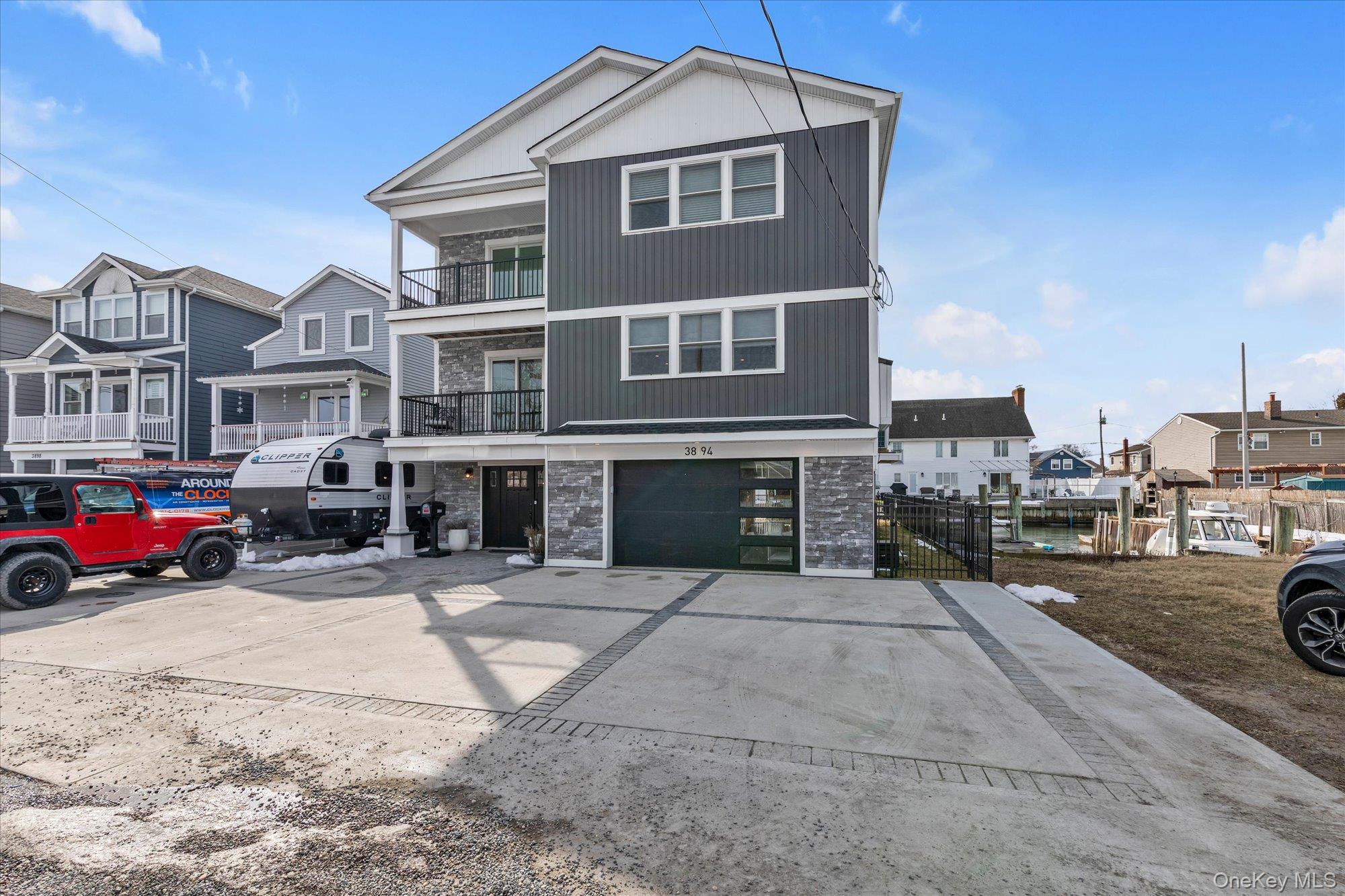 3894 Sands Lane