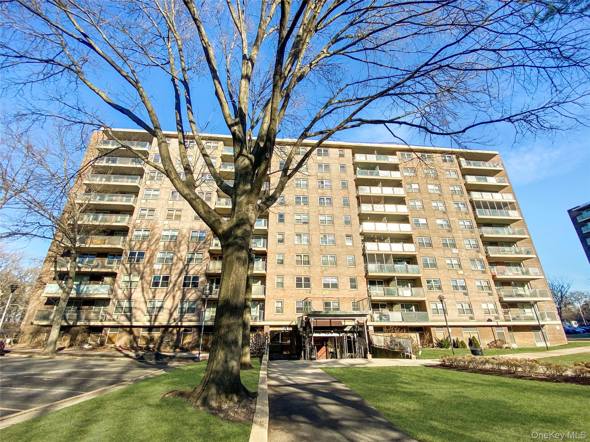 200 Cozine Avenue Unit: 9K