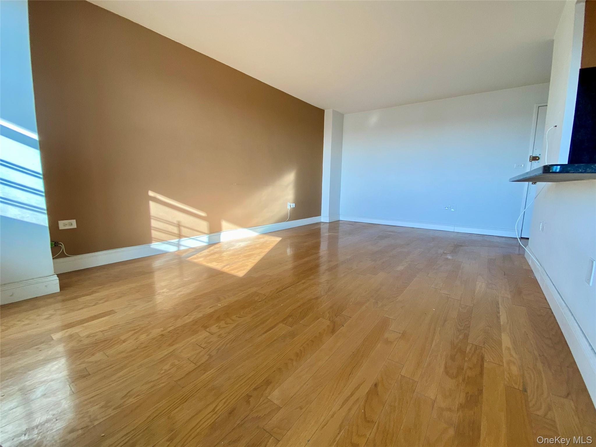 200 Cozine Avenue Unit: 9K