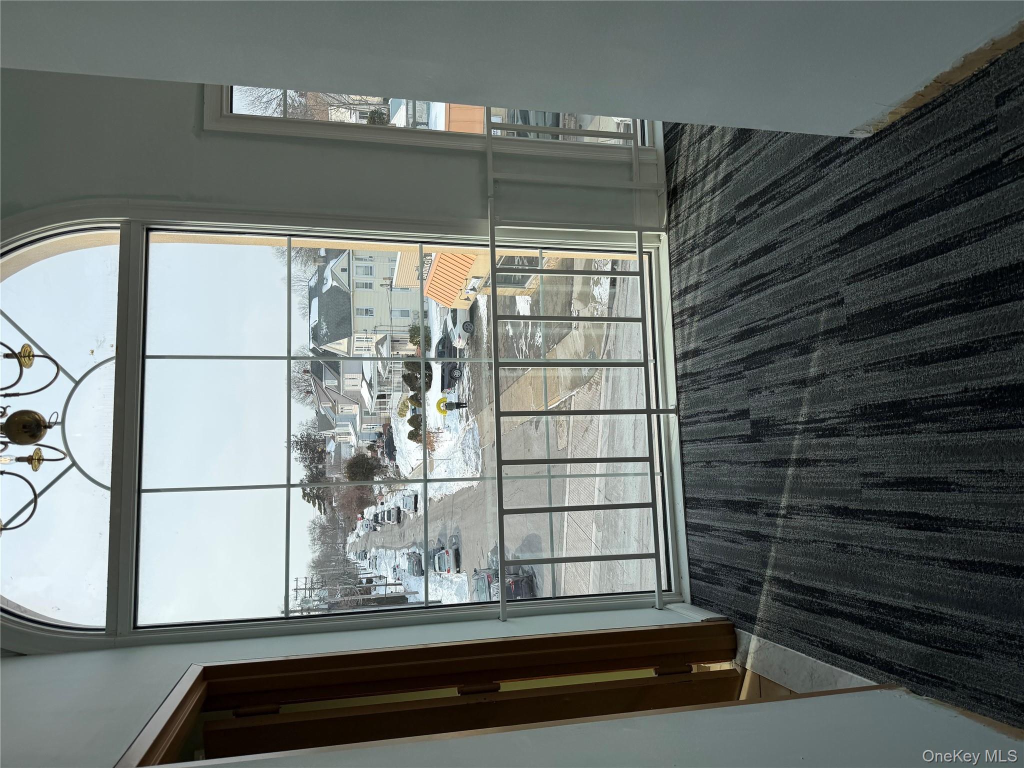 320 Post Avenue Unit: 2C