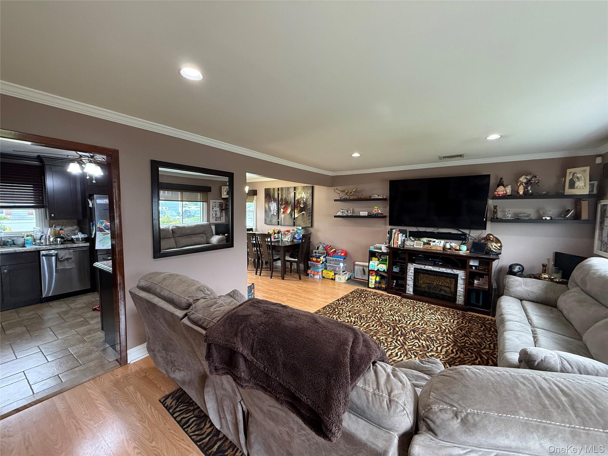 16 Layton Street