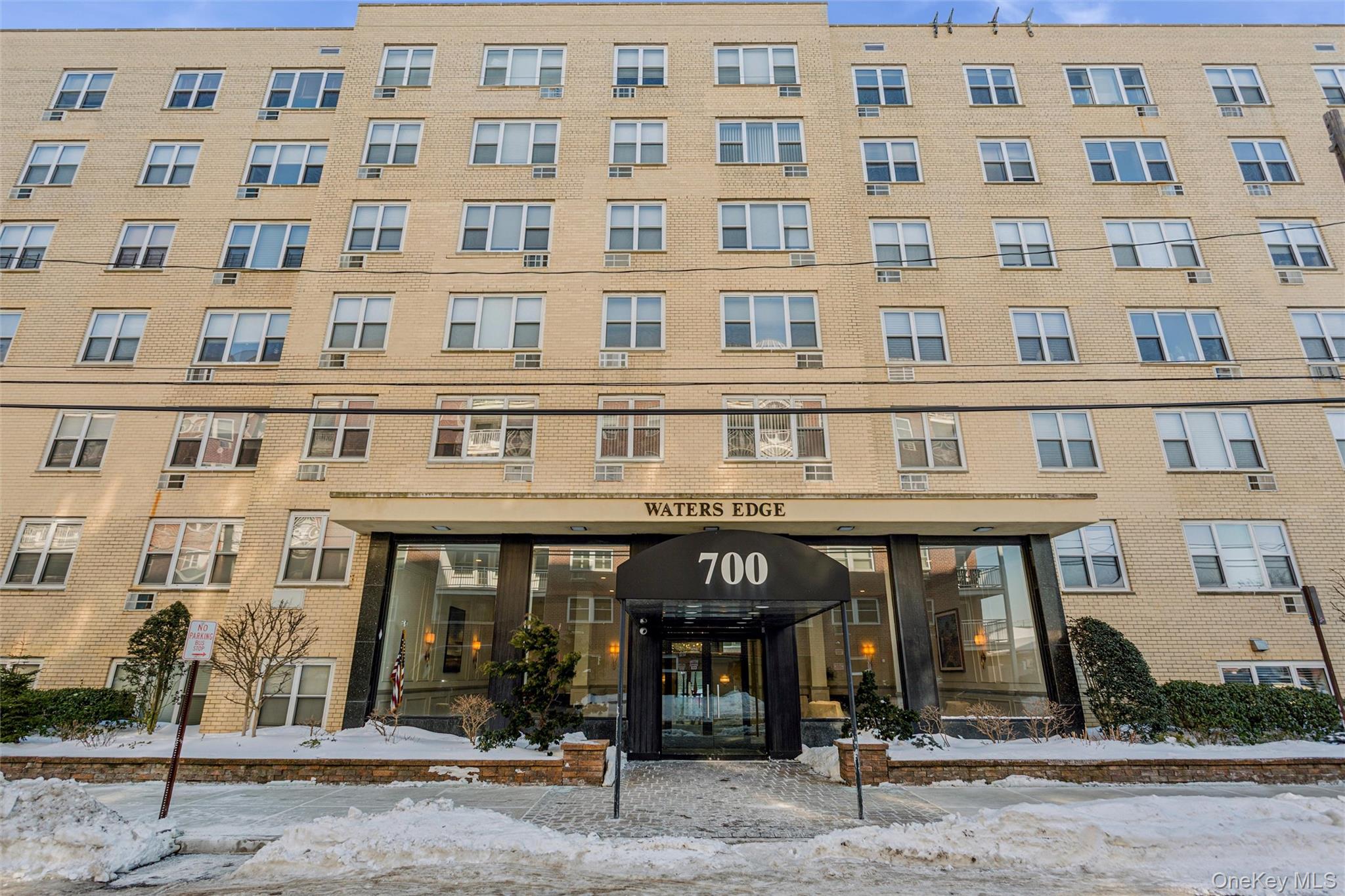700 Shore Road Unit: 5U