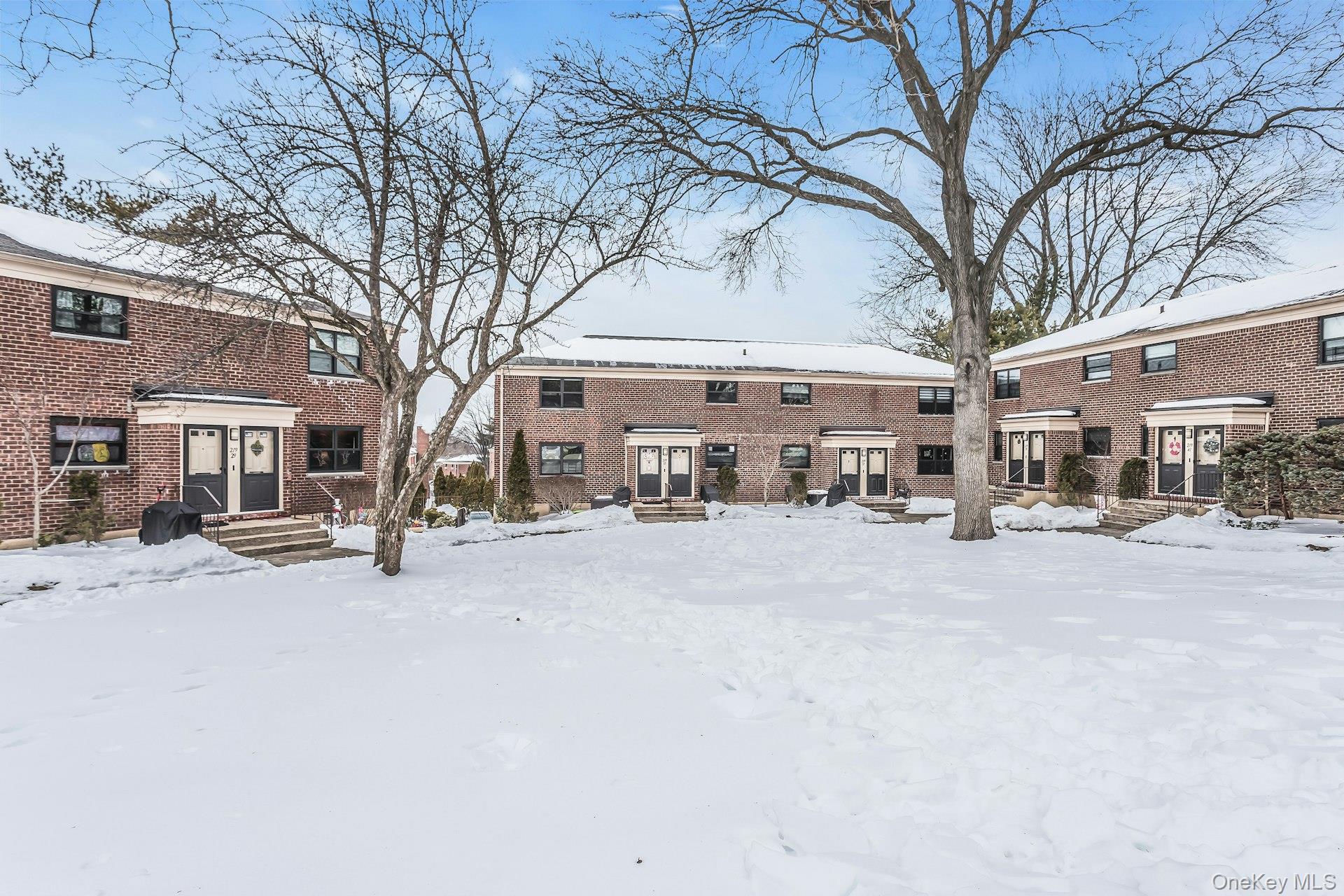 219-35 75th Avenue Unit: 299B2