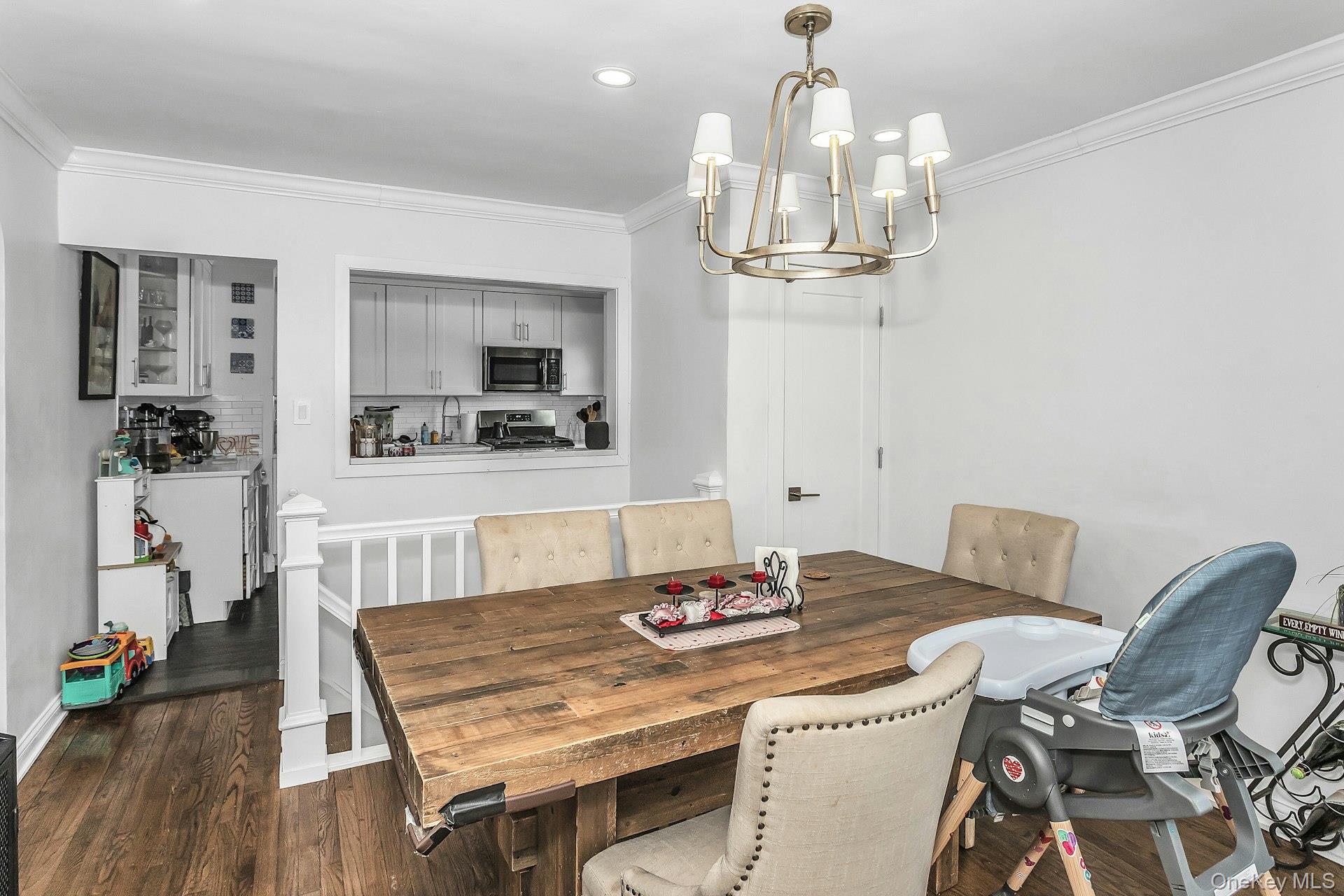 219-35 75th Avenue Unit: 299B2