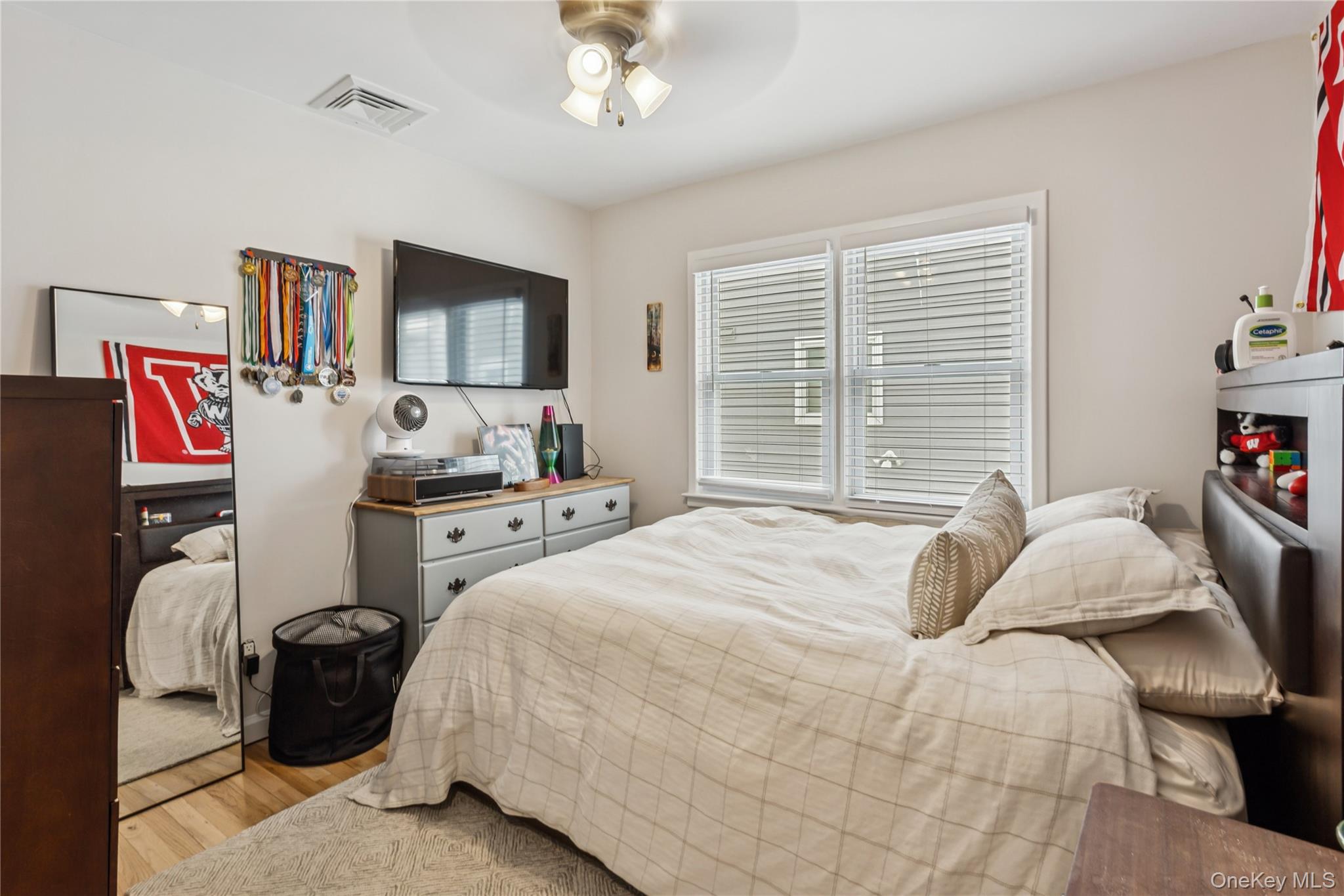 246 W Bay Drive