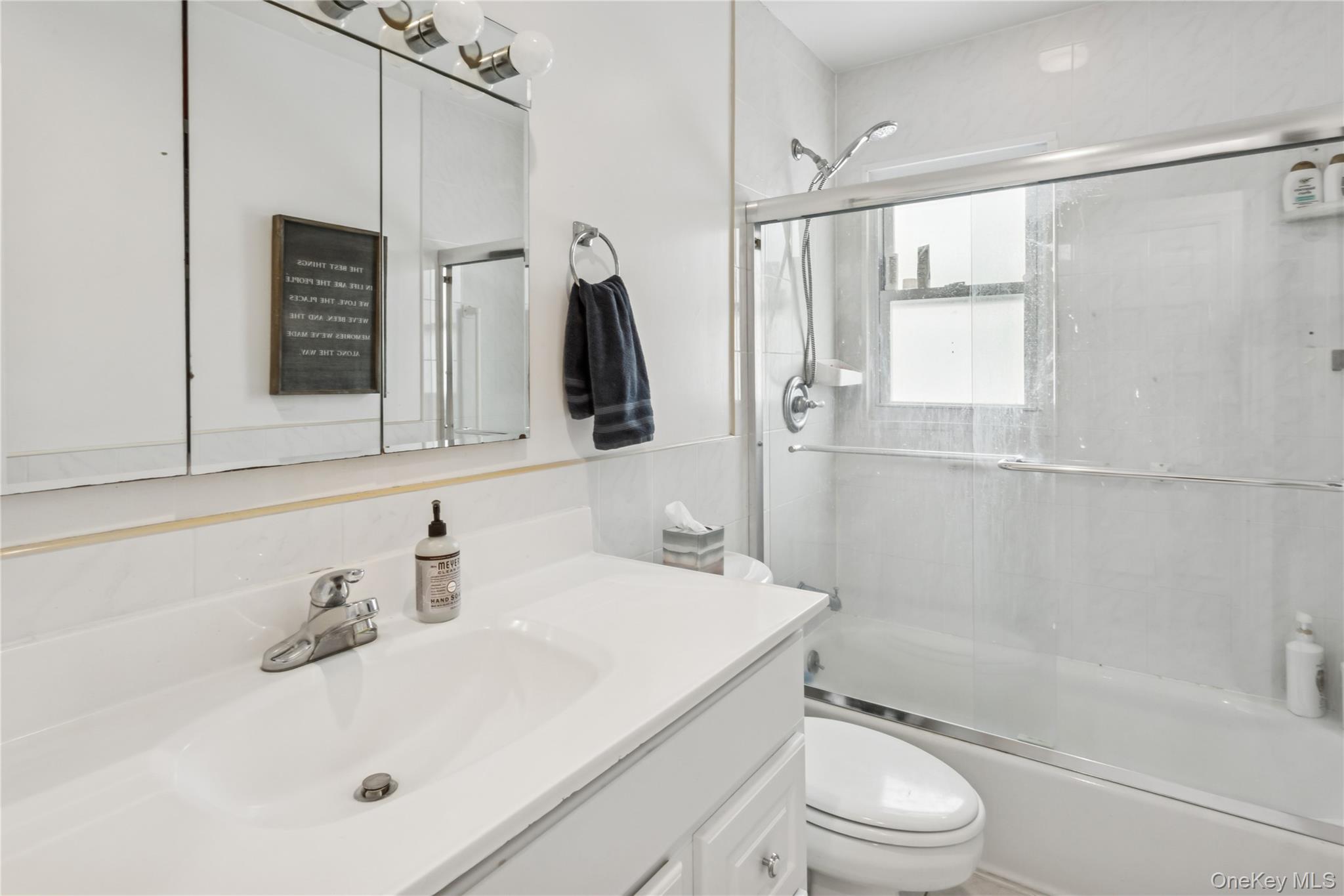 246 W Bay Drive
