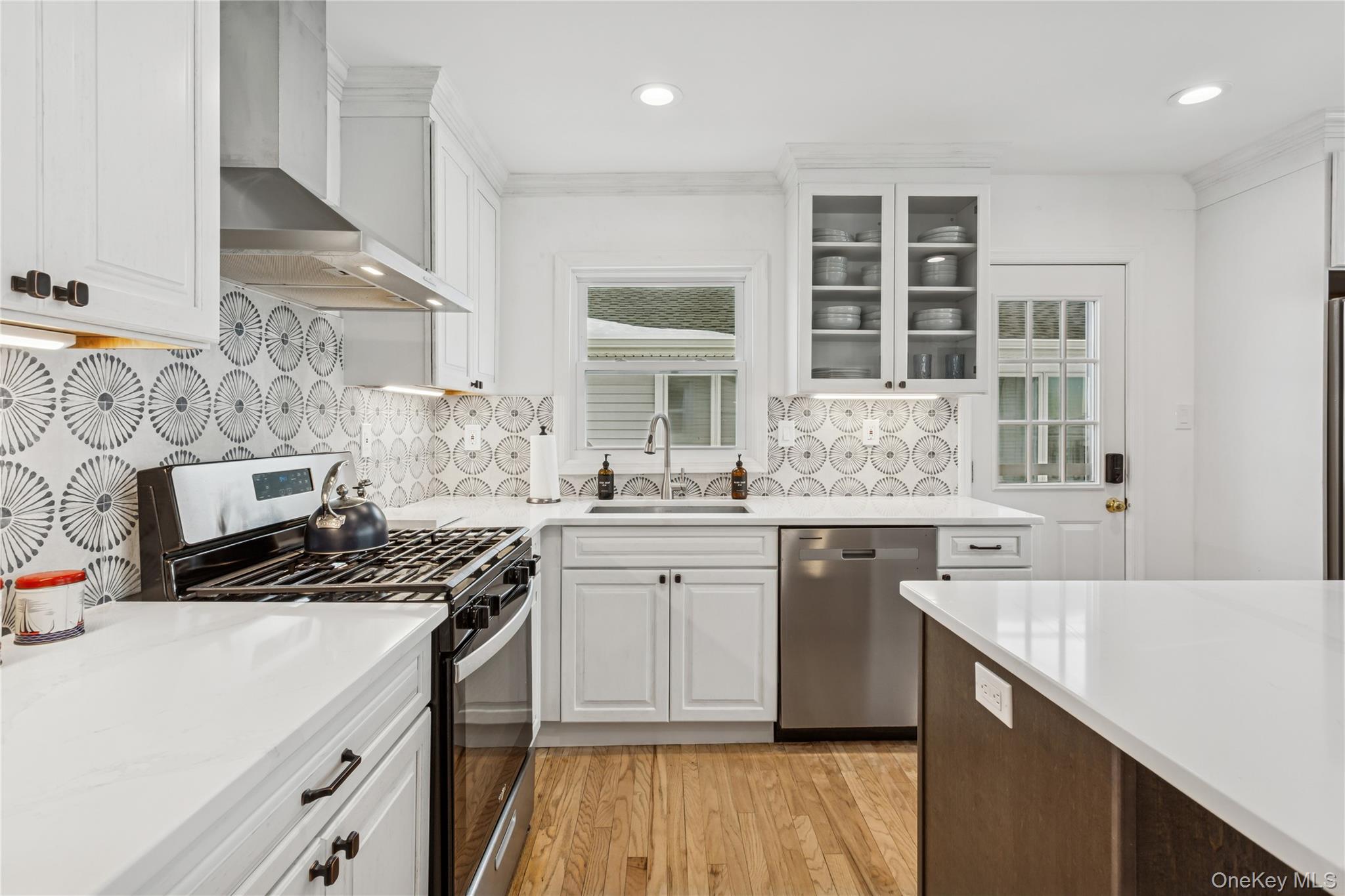 246 W Bay Drive