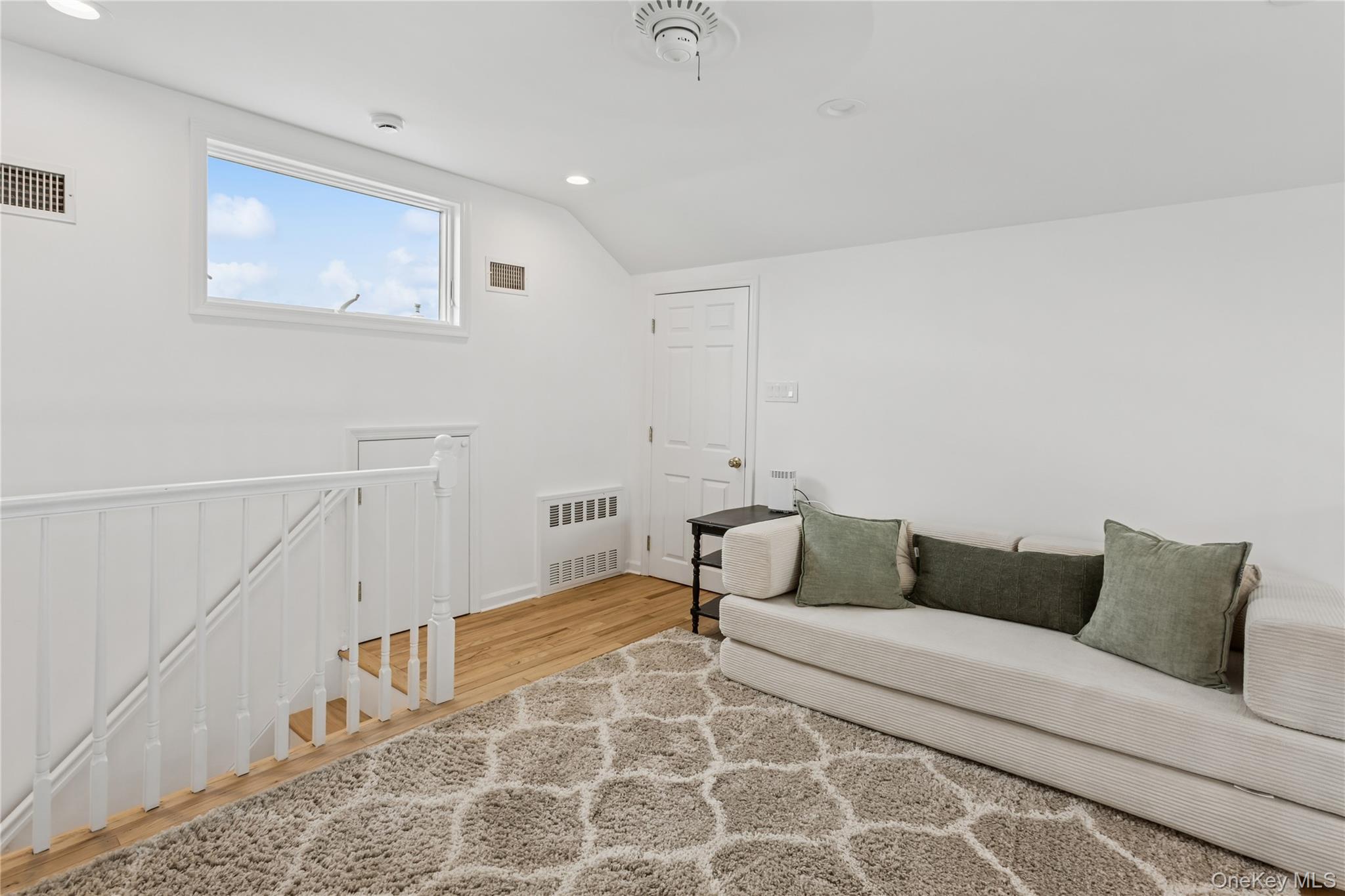 246 W Bay Drive