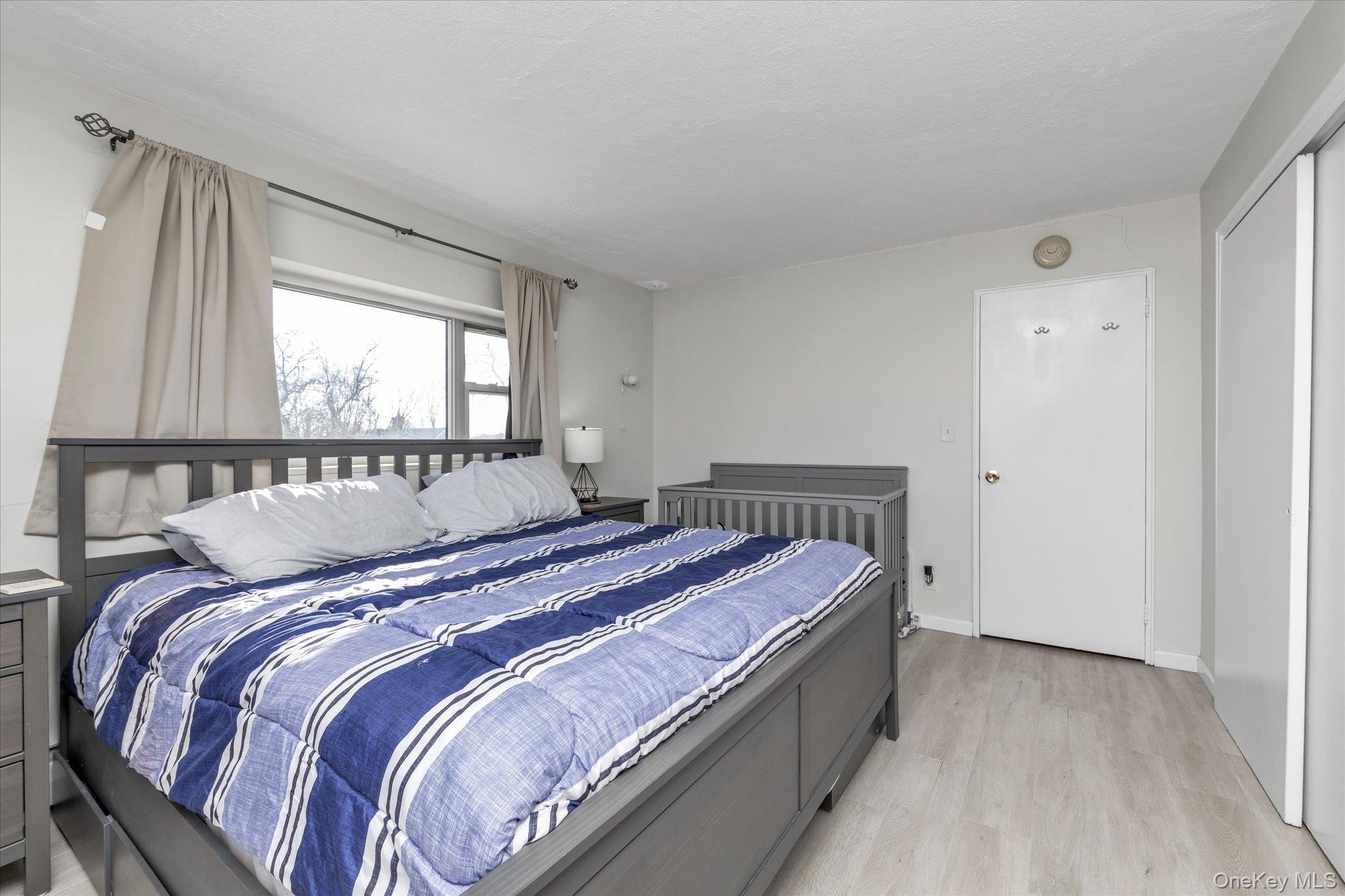 222 Smith Street Unit: 4F