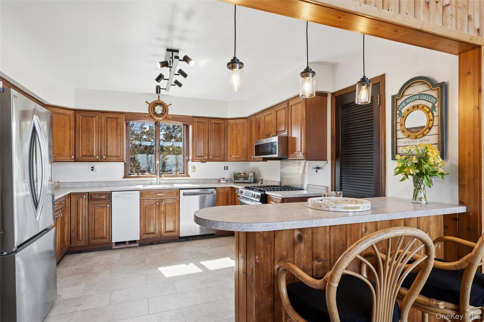 171 Harbor Beach Road