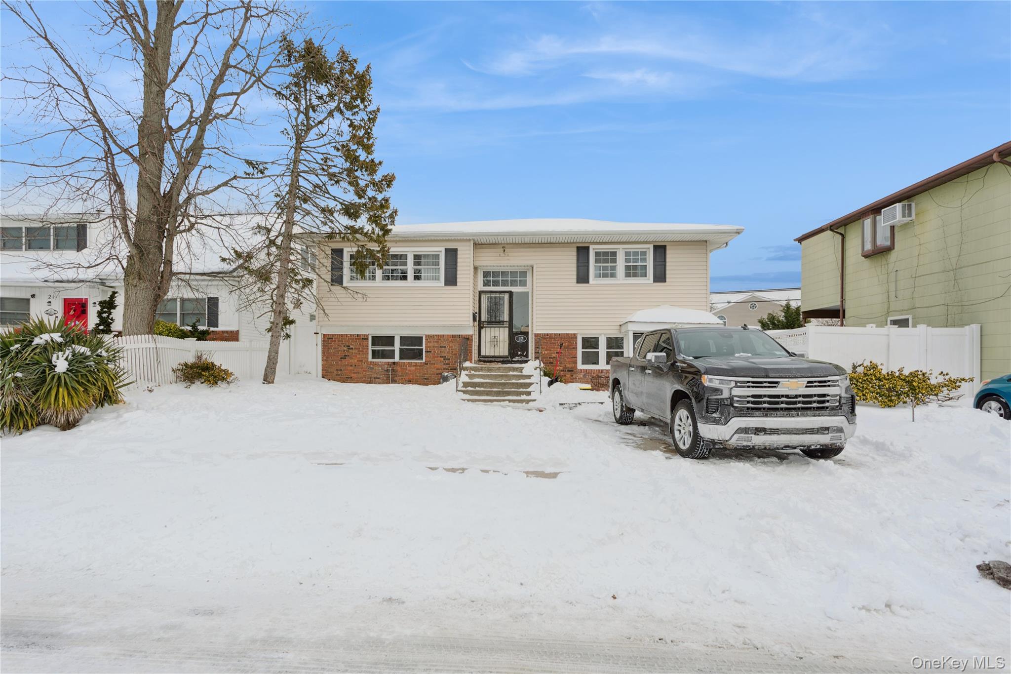 17 Marina Road