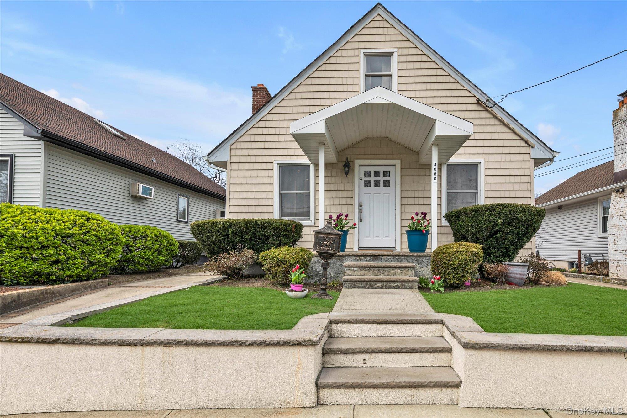3080 Roxbury Road