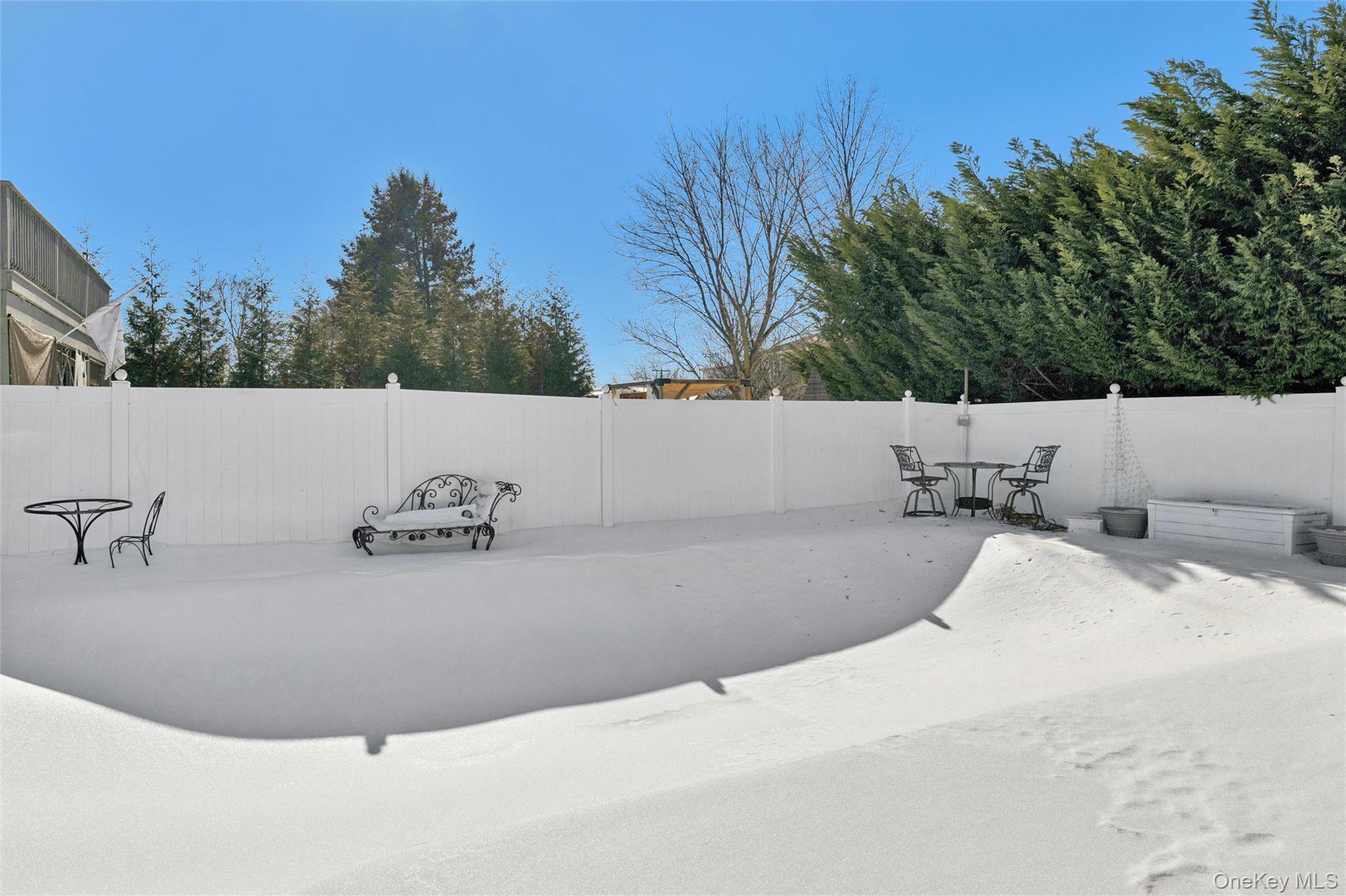 130 Oakview Avenue