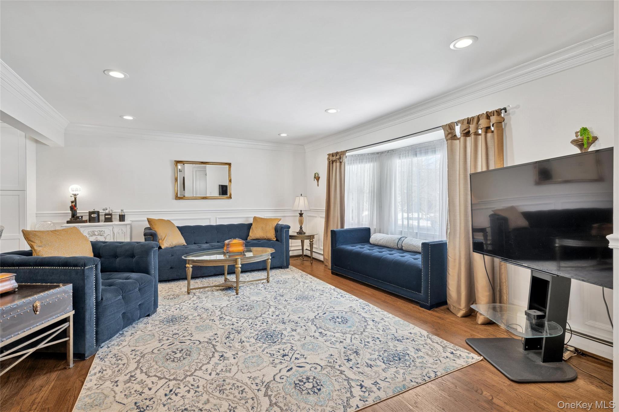 130 Oakview Avenue