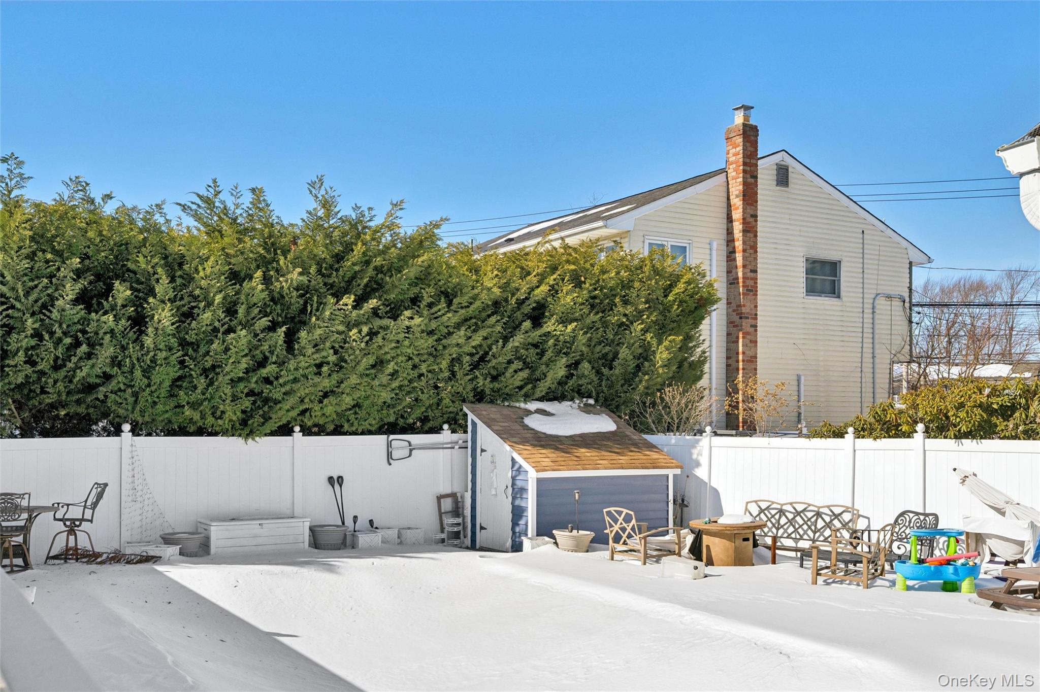130 Oakview Avenue