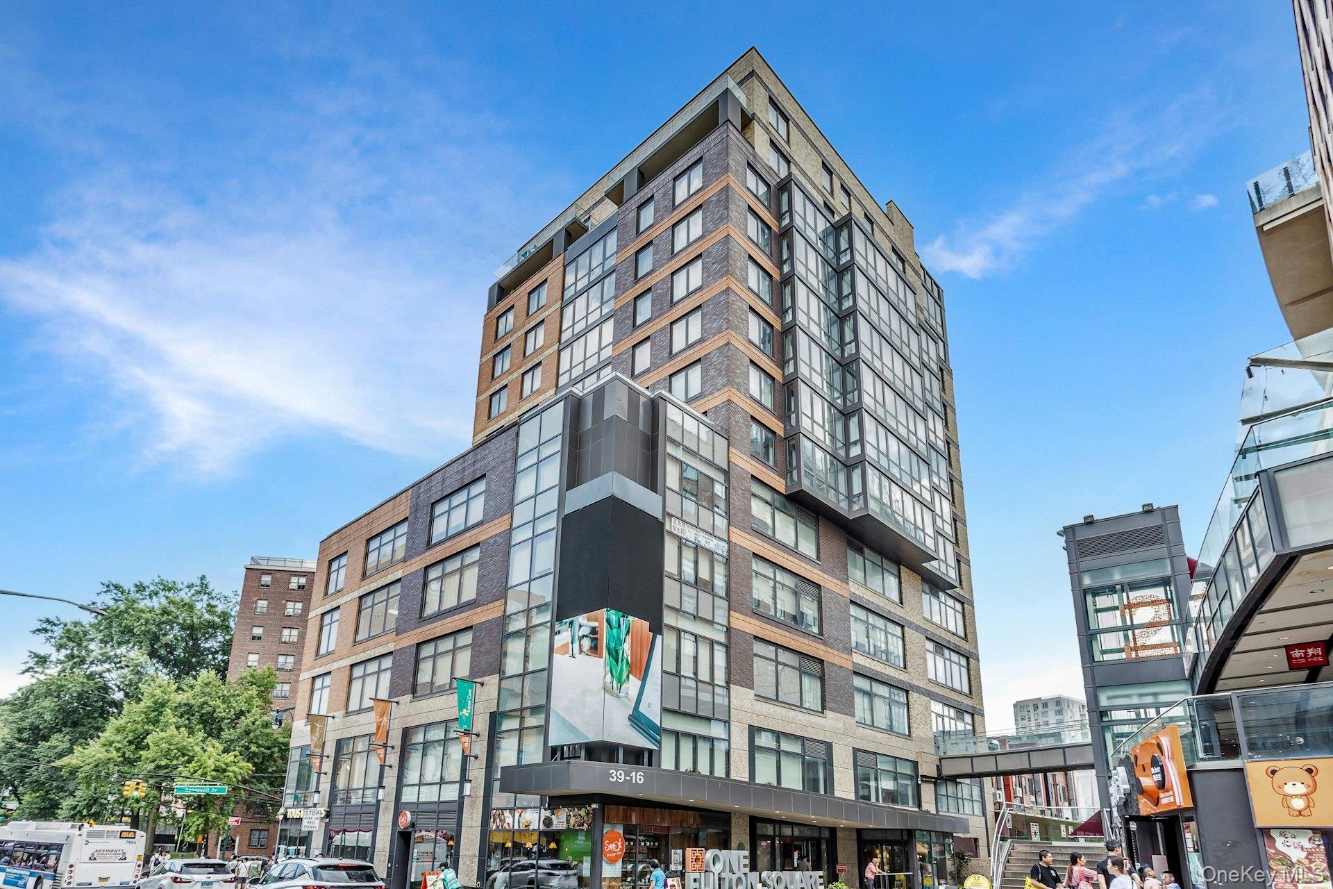39-16 Prince Street Unit: 6G