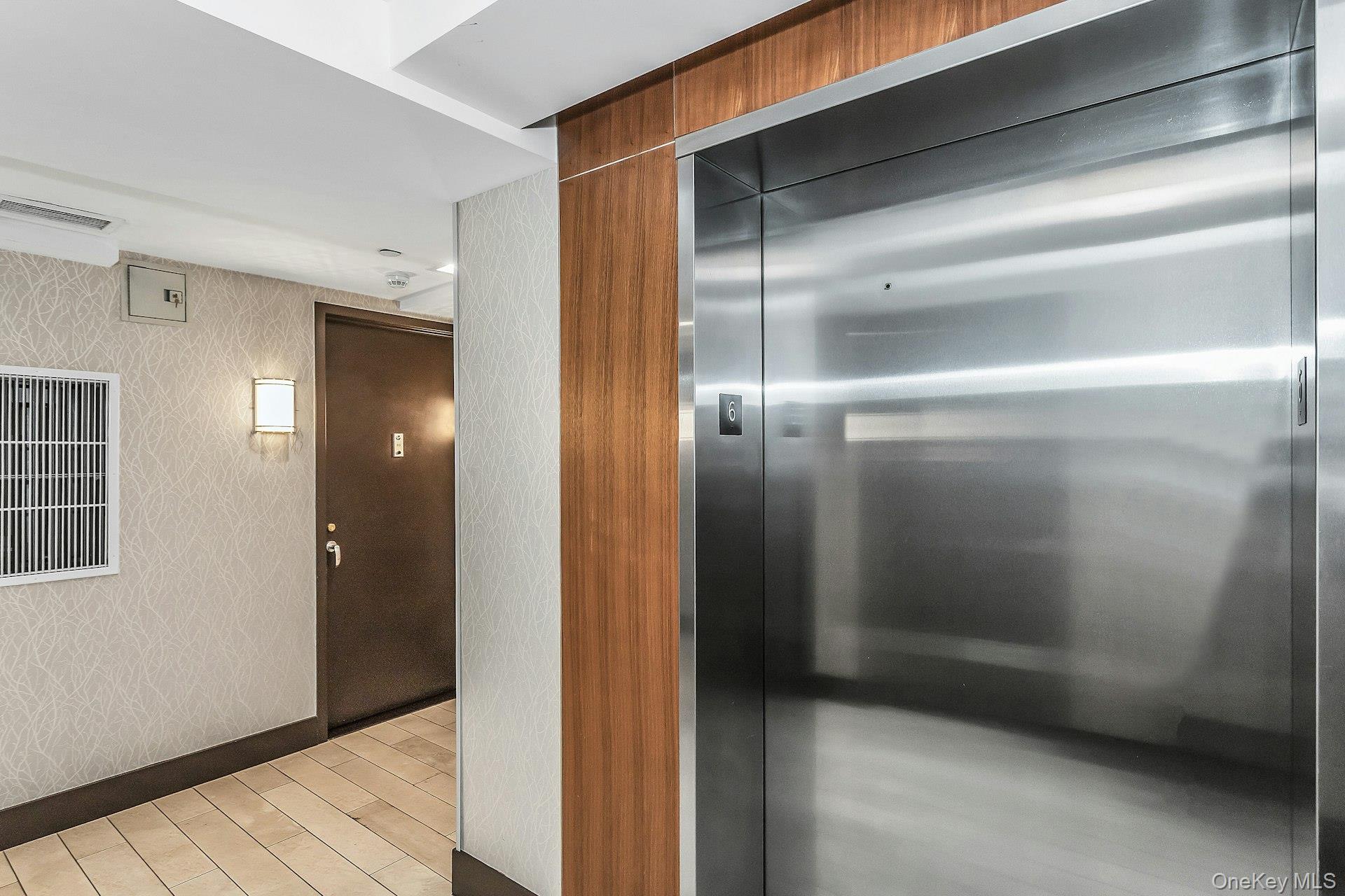 39-16 Prince Street Unit: 6G