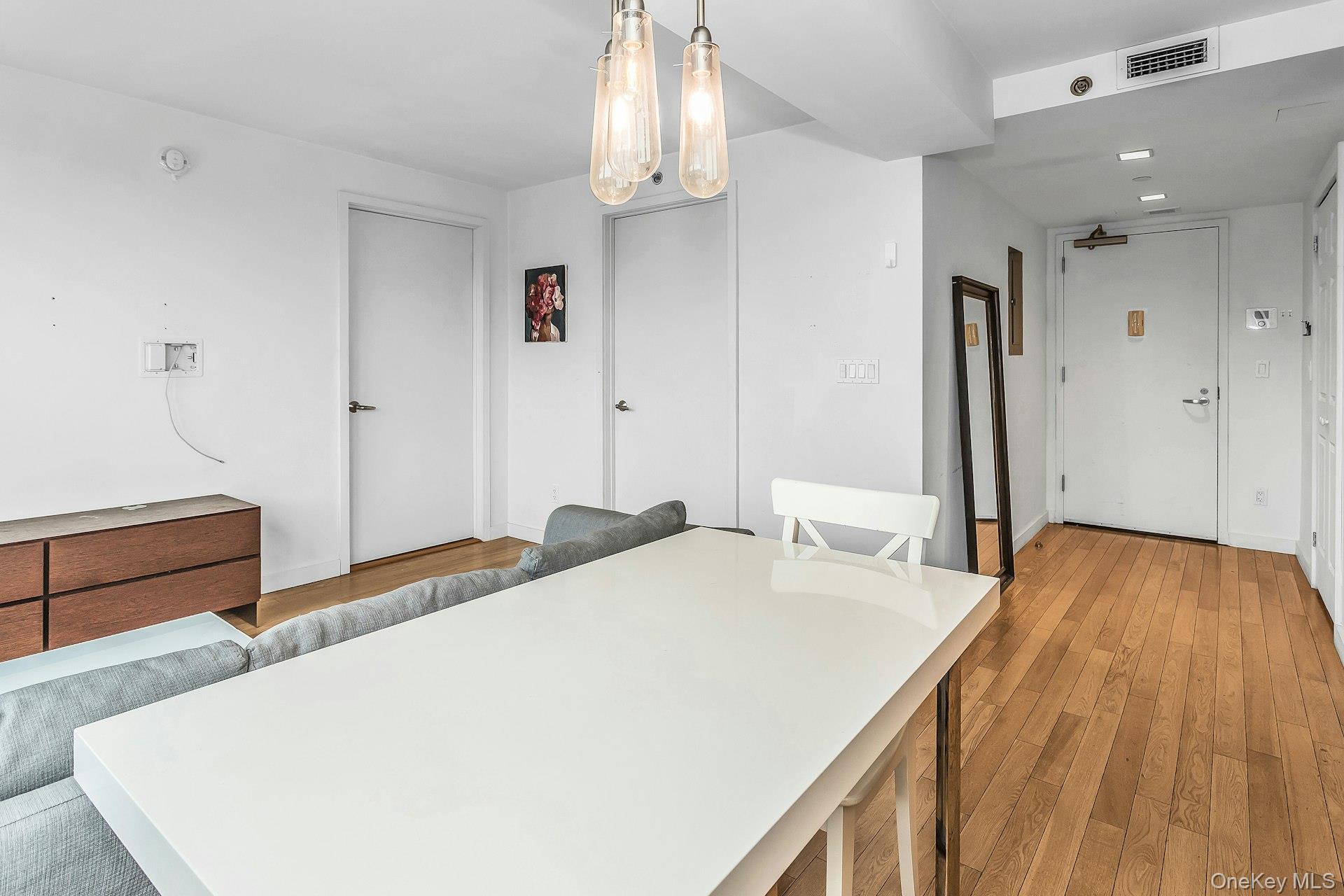 39-16 Prince Street Unit: 6G