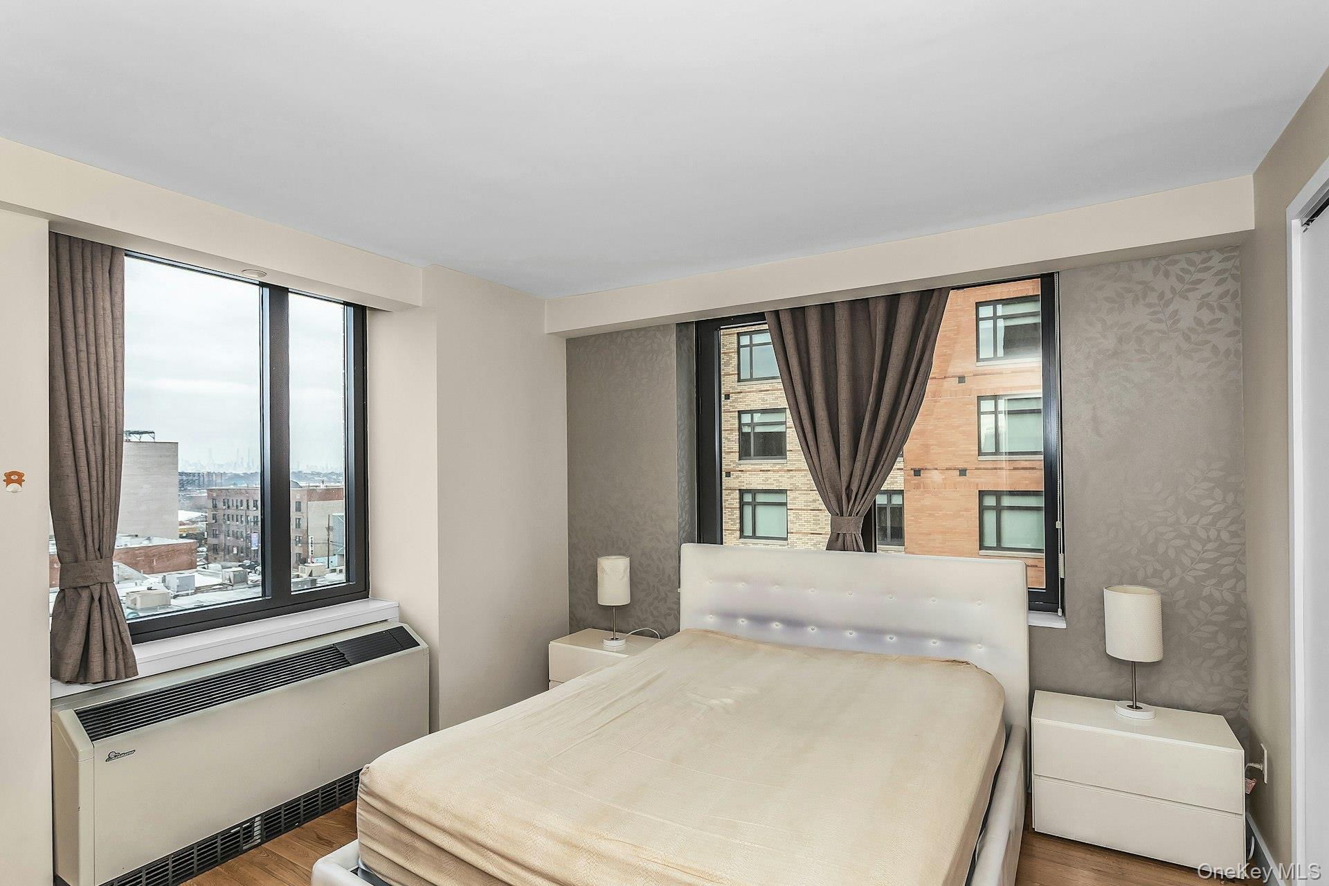 39-16 Prince Street Unit: 6G