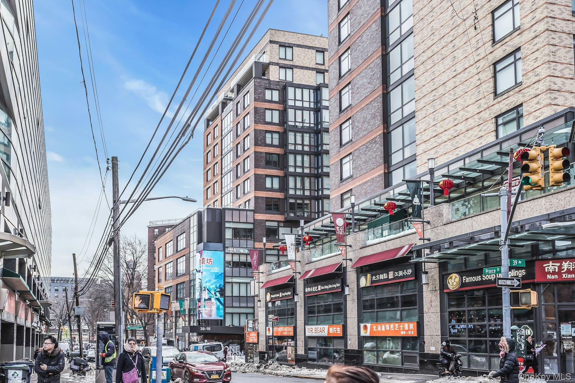 39-16 Prince Street Unit: 6G