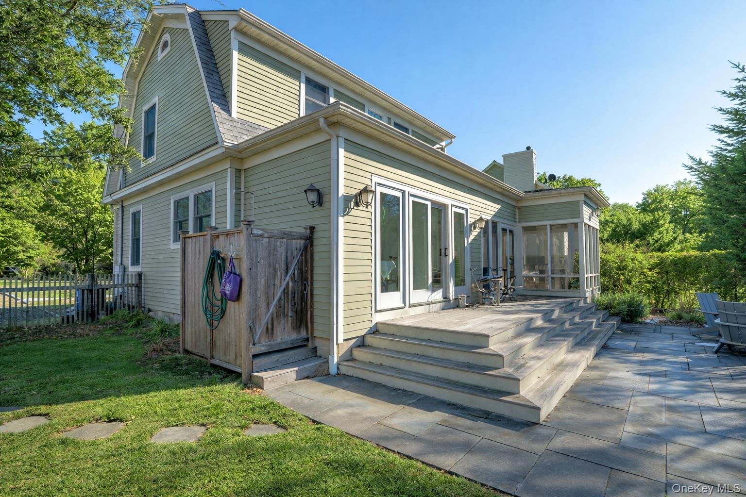 460 Bay Avenue