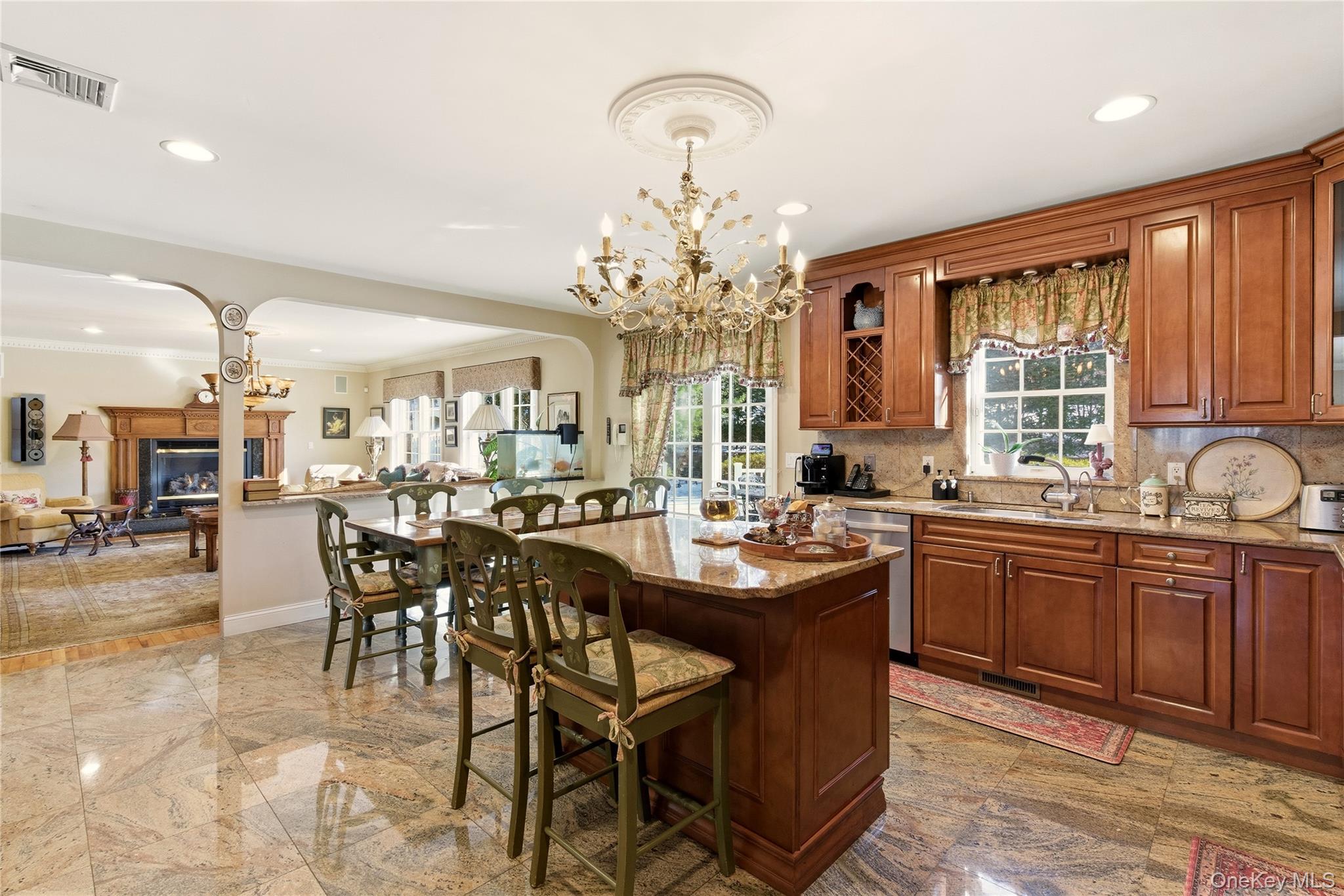 4 Peachtree Lane