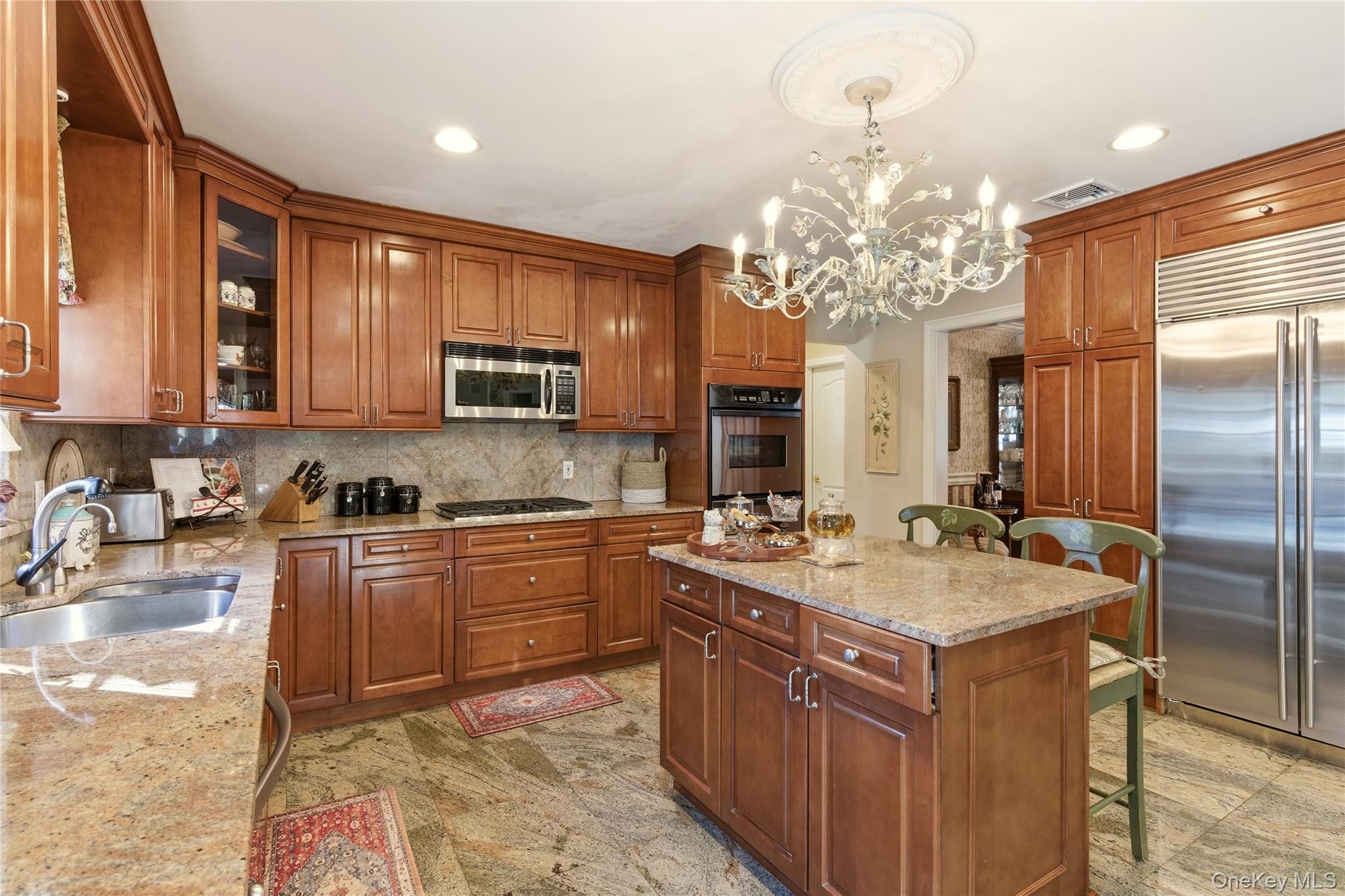4 Peachtree Lane