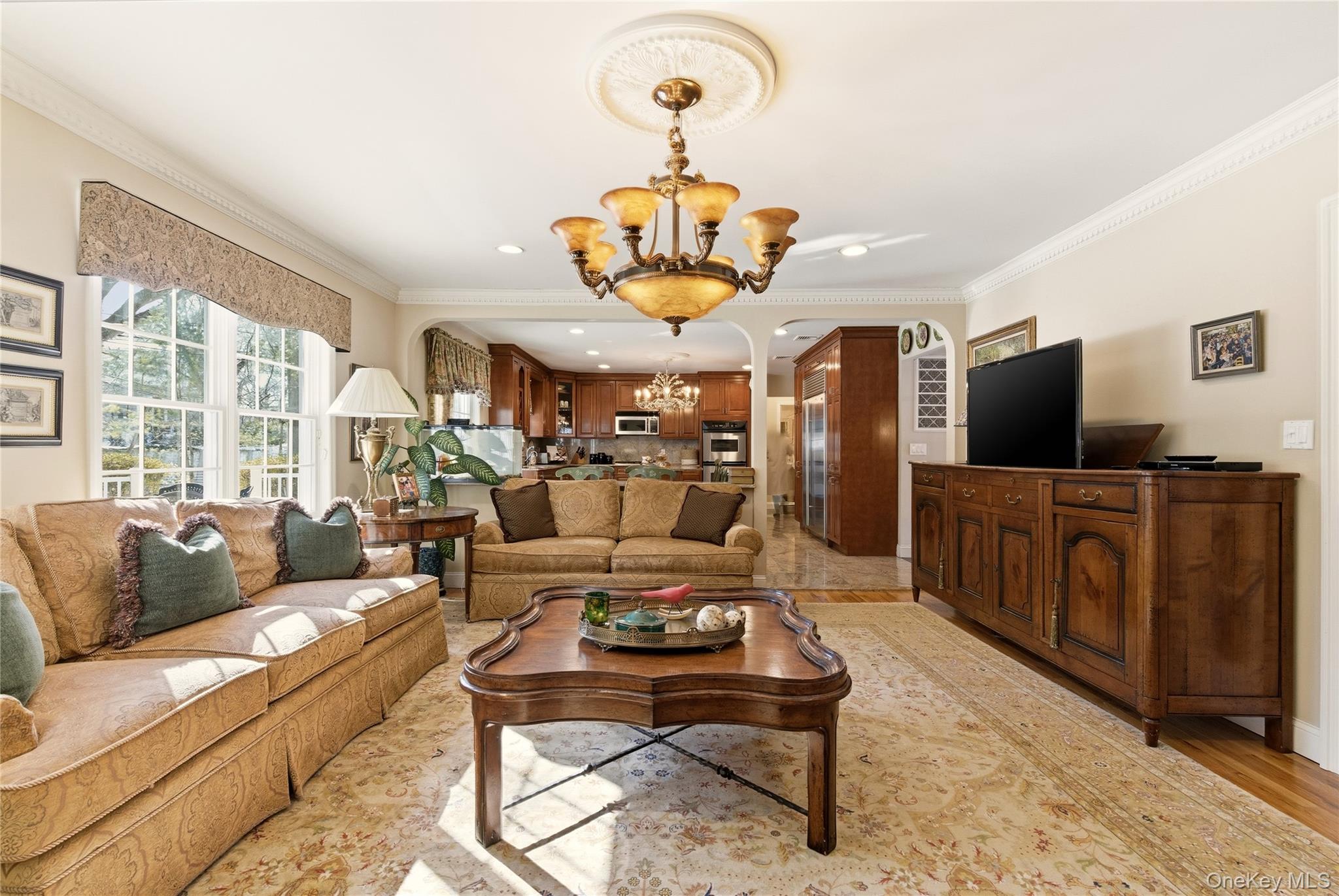 4 Peachtree Lane