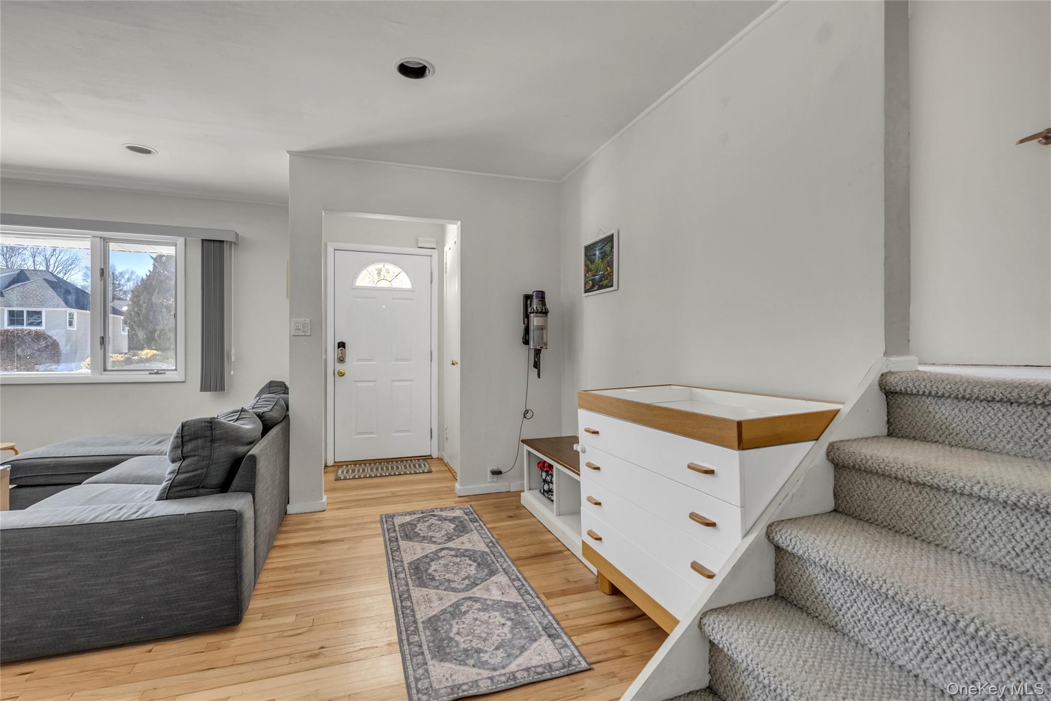 34 Roxbury Road