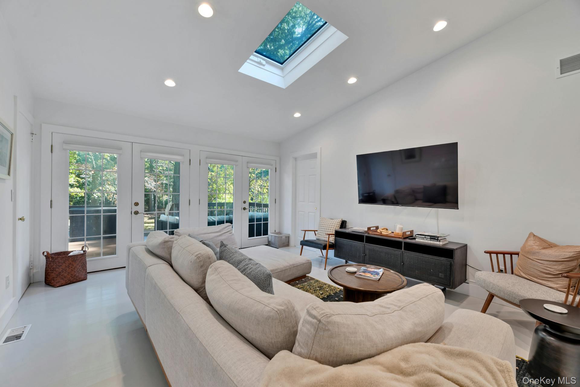 3670 Rocky Point Road