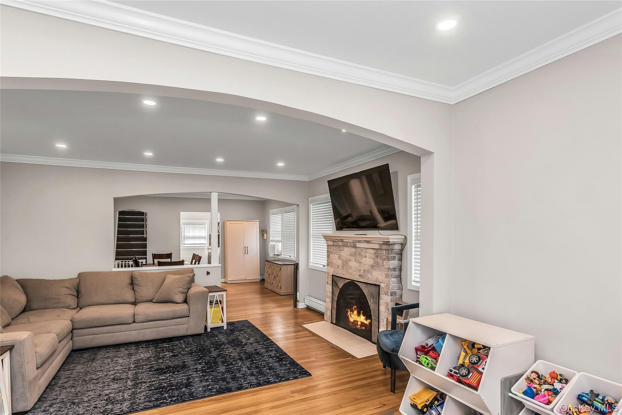 30 West Avenue