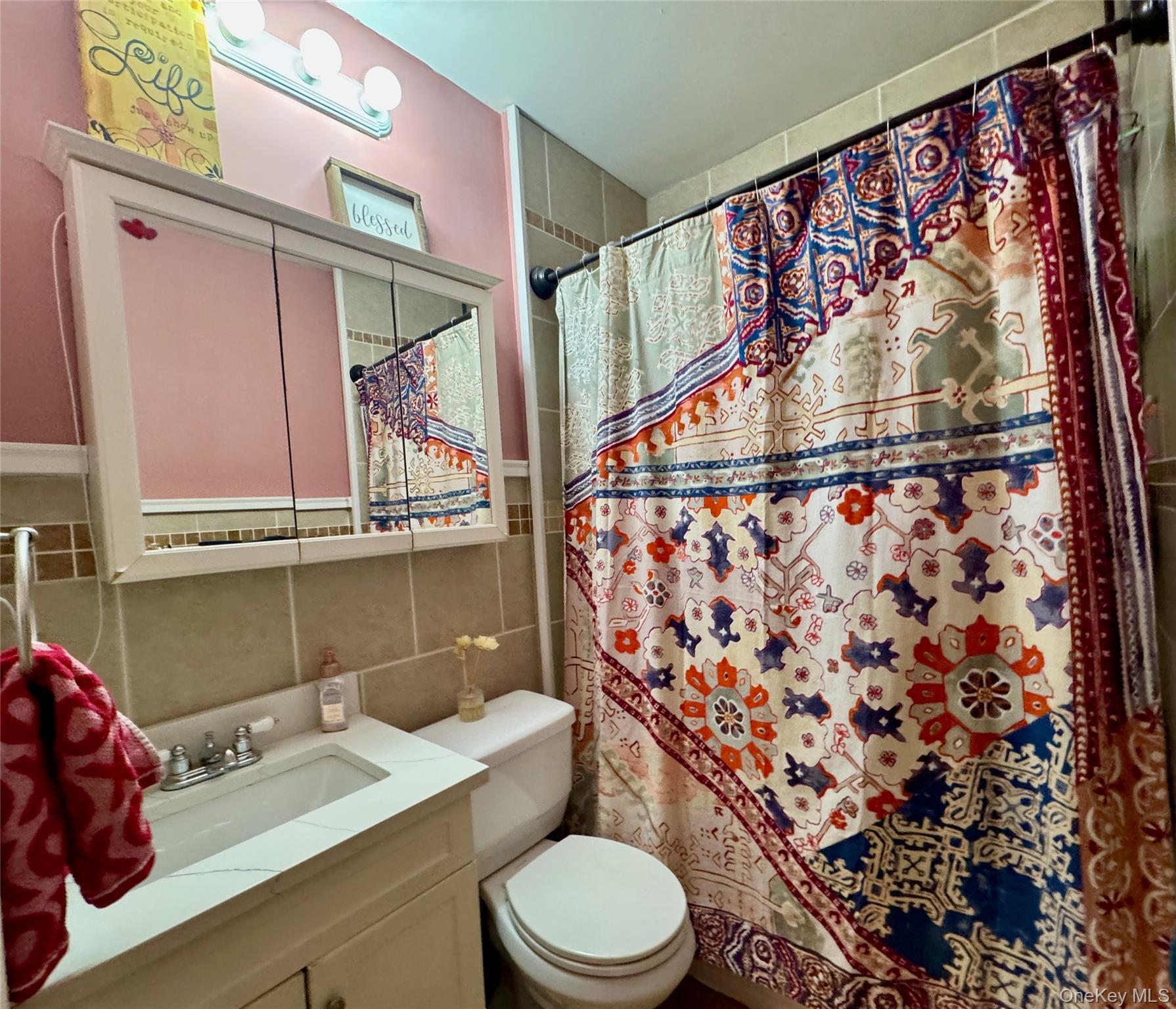 16 Altamont Avenue