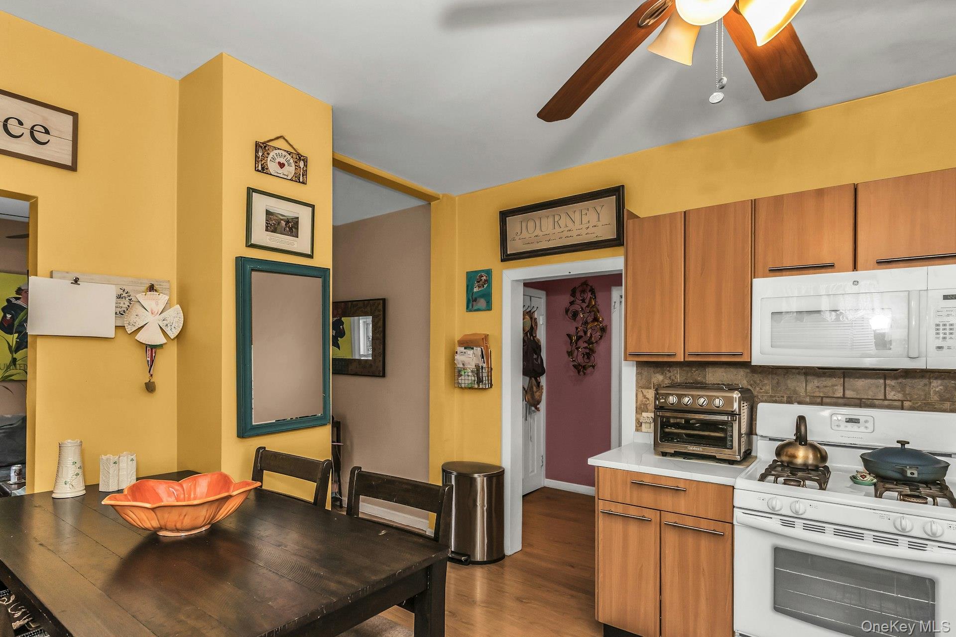 16 Altamont Avenue