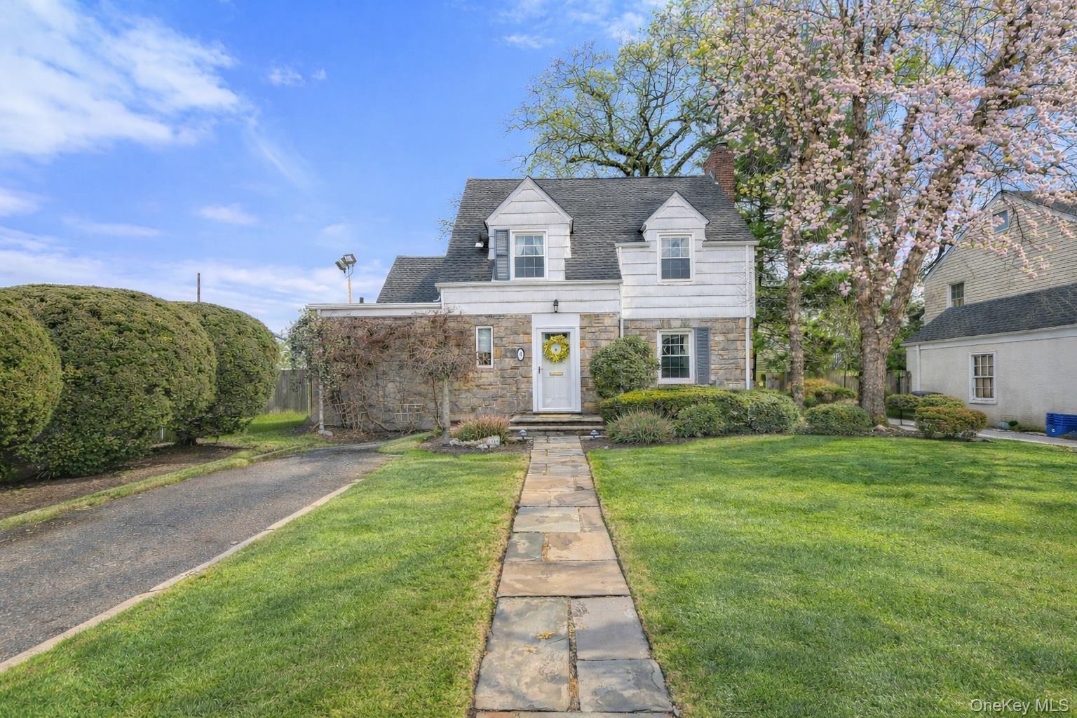 4 Lancaster Avenue