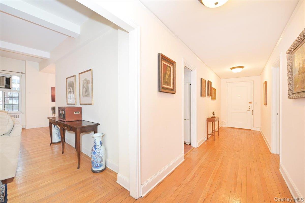 160 MIDDLE NECK RD Unit: 2-G