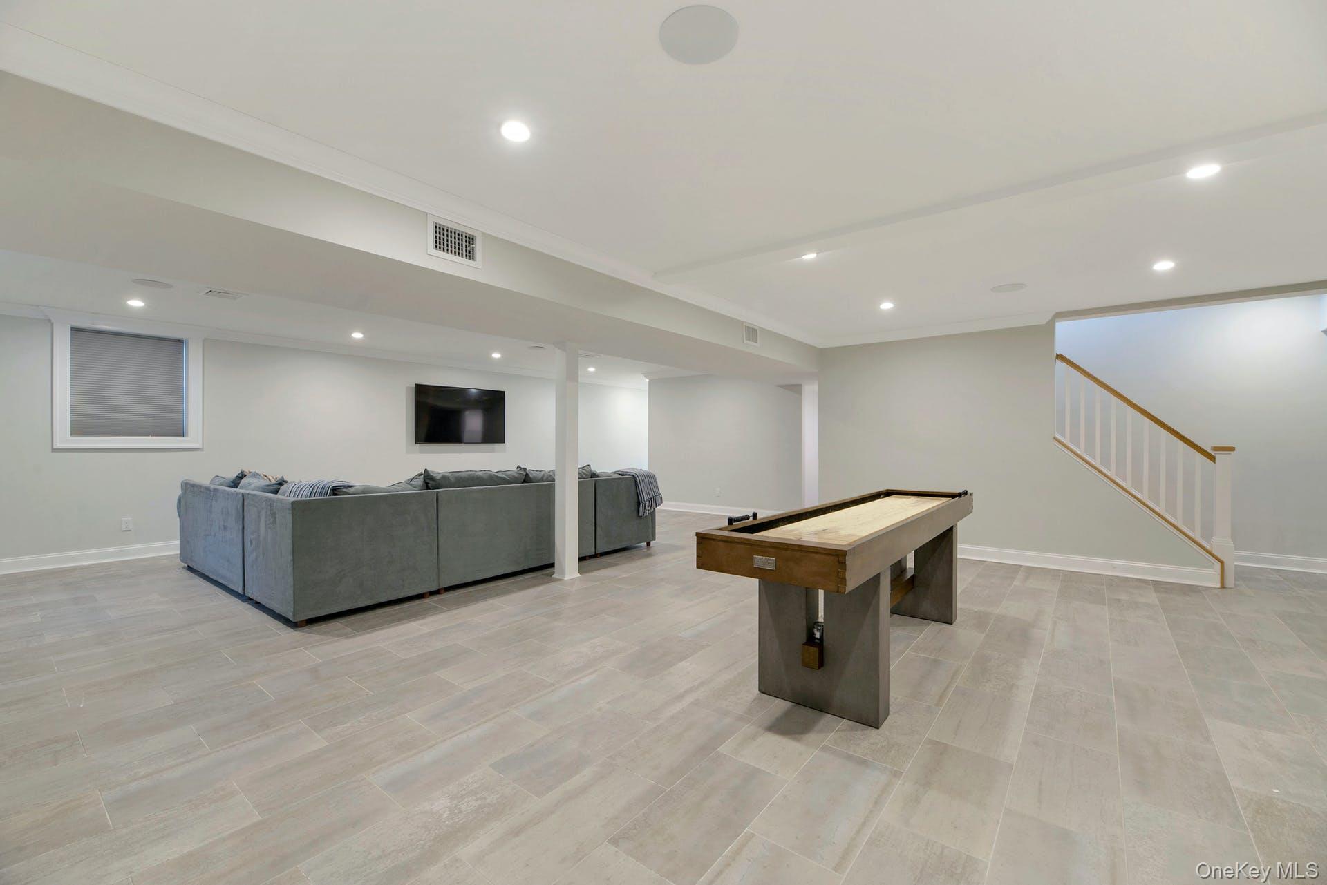 165 Marine Place
