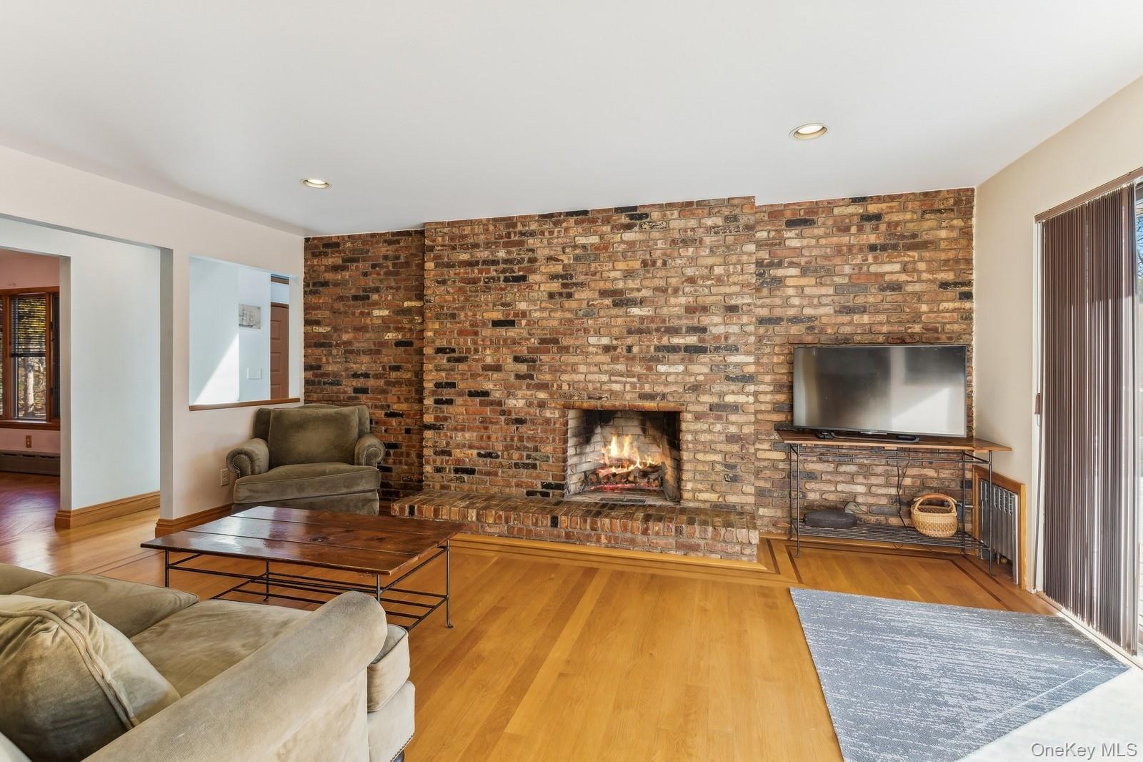 2905 Private Road
