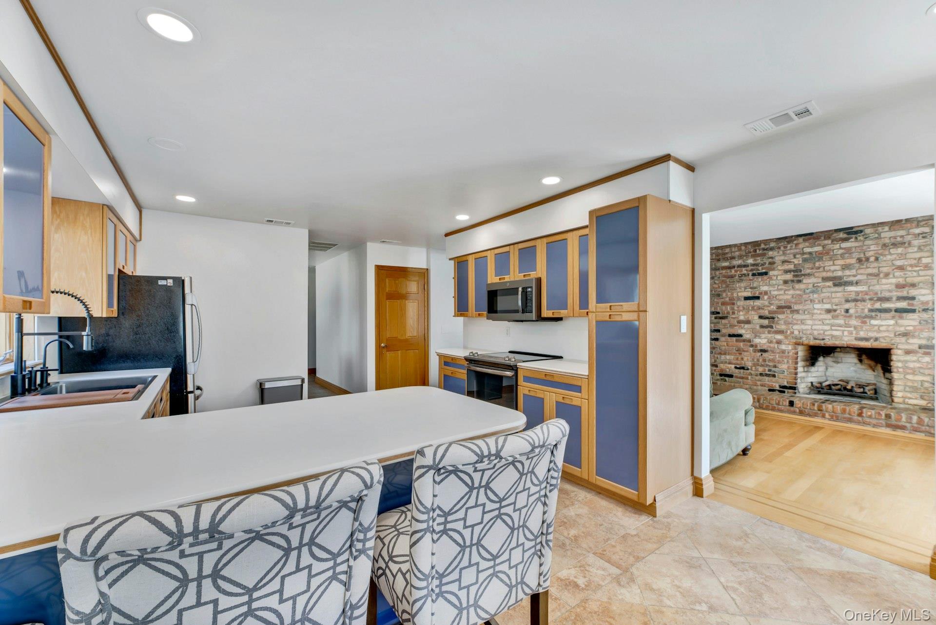 2905 Private Road