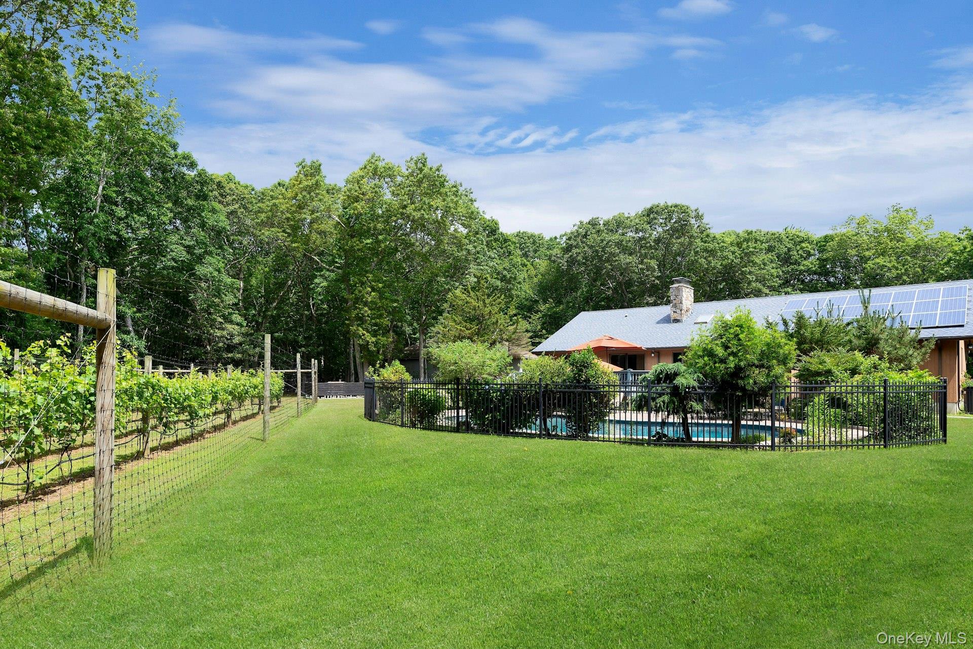 2905 Private Road