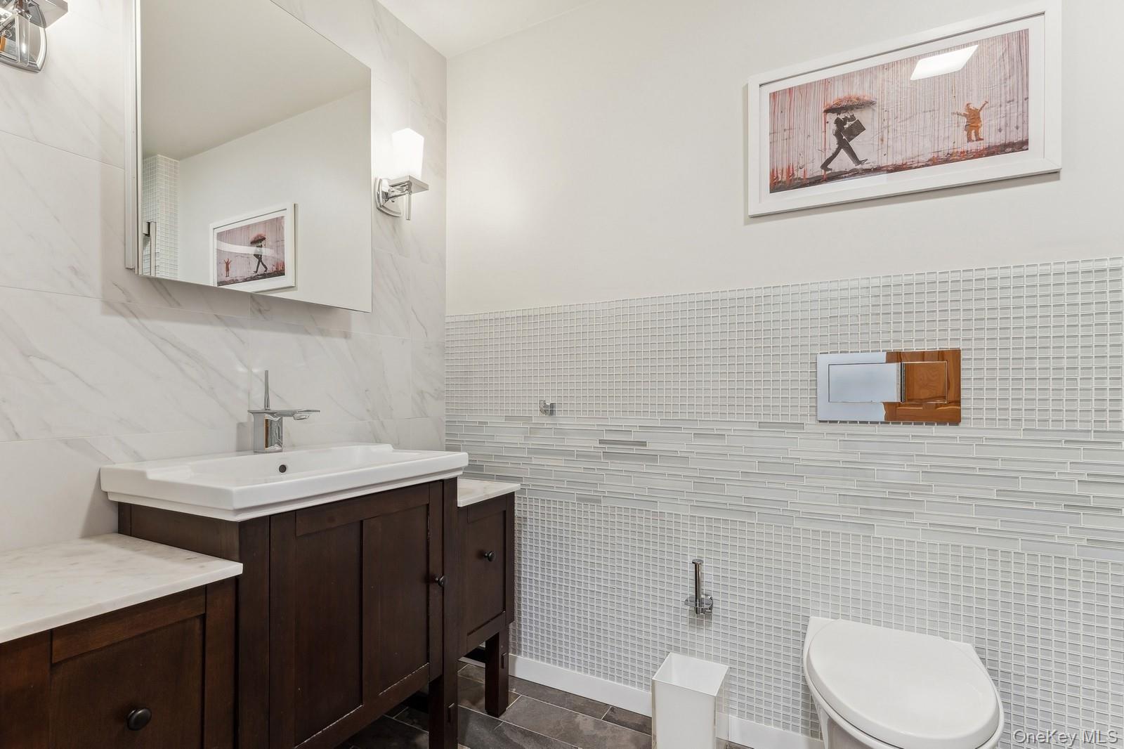 2905 Private Road
