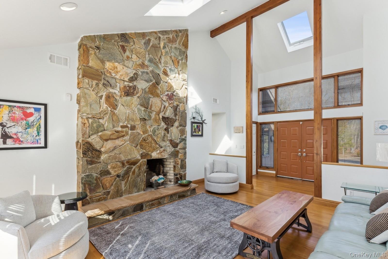2905 Private Road