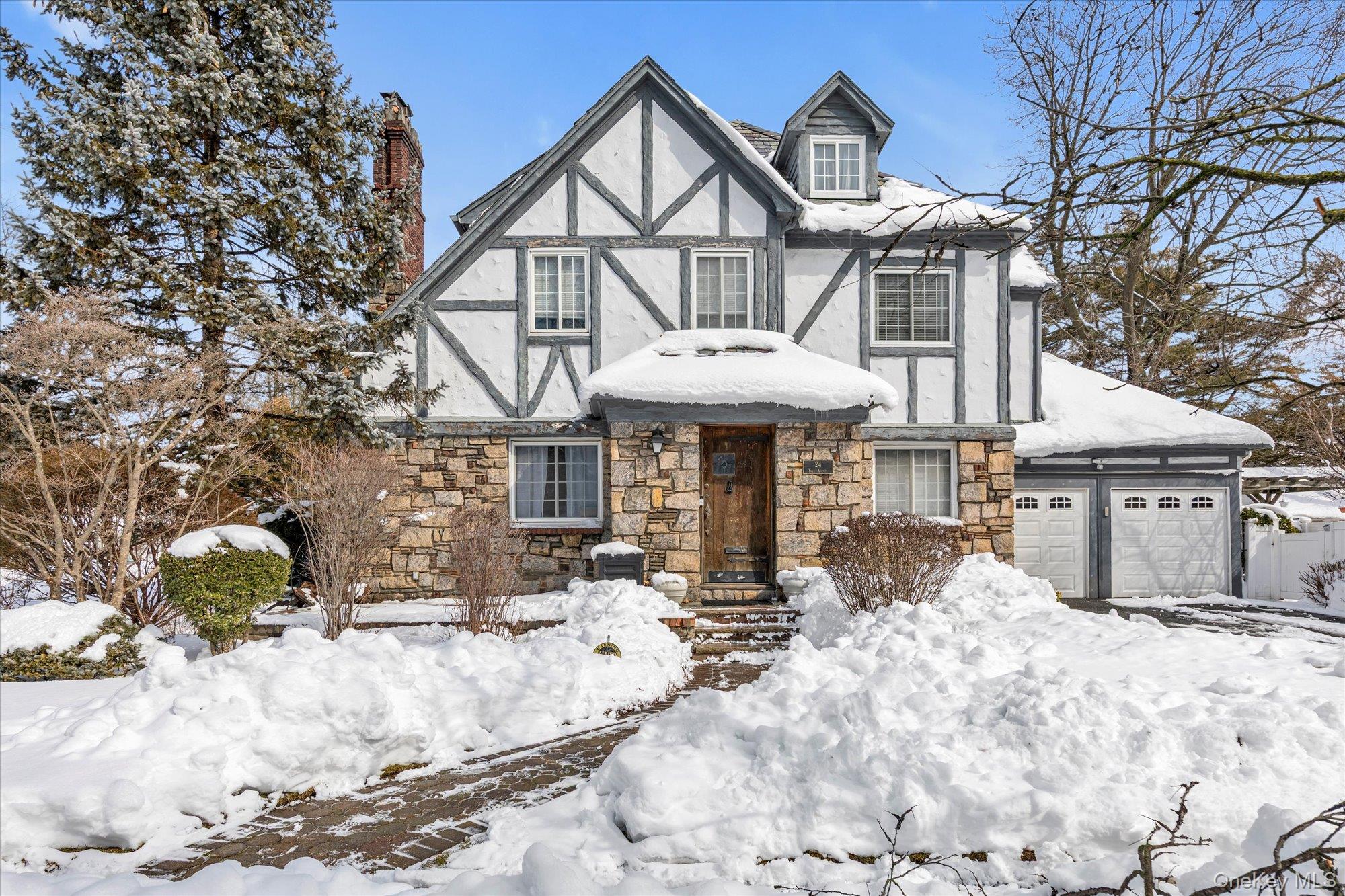 24 Yale Avenue