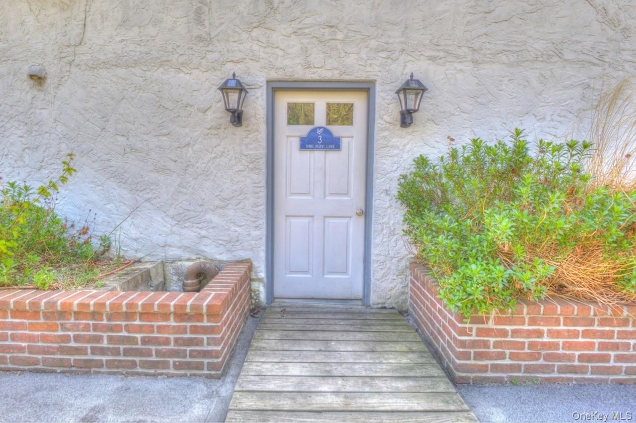3 Toms Point Lane Unit: A