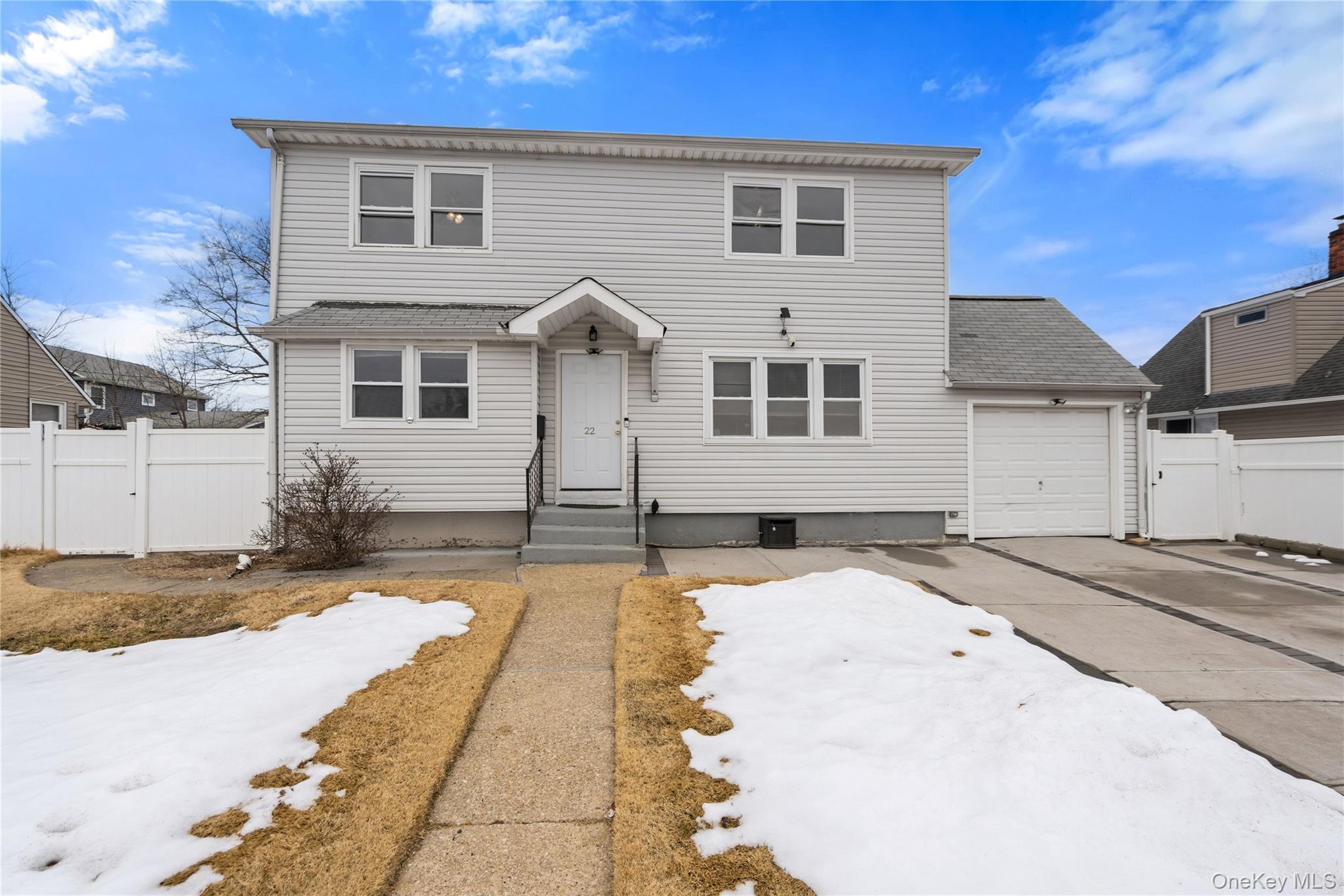 22 Woodcrest Road